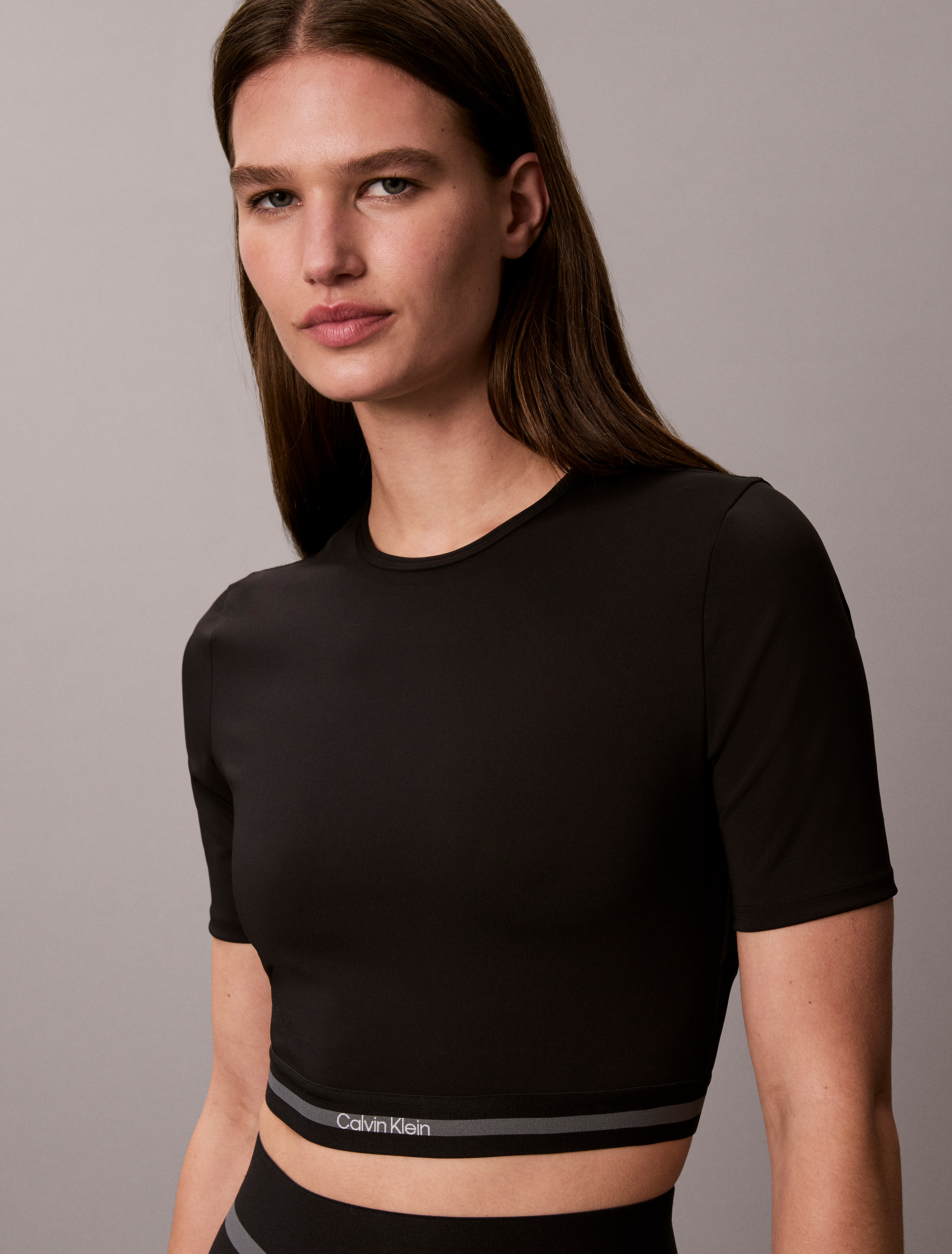 Icon Sport Cropped T-Shirt