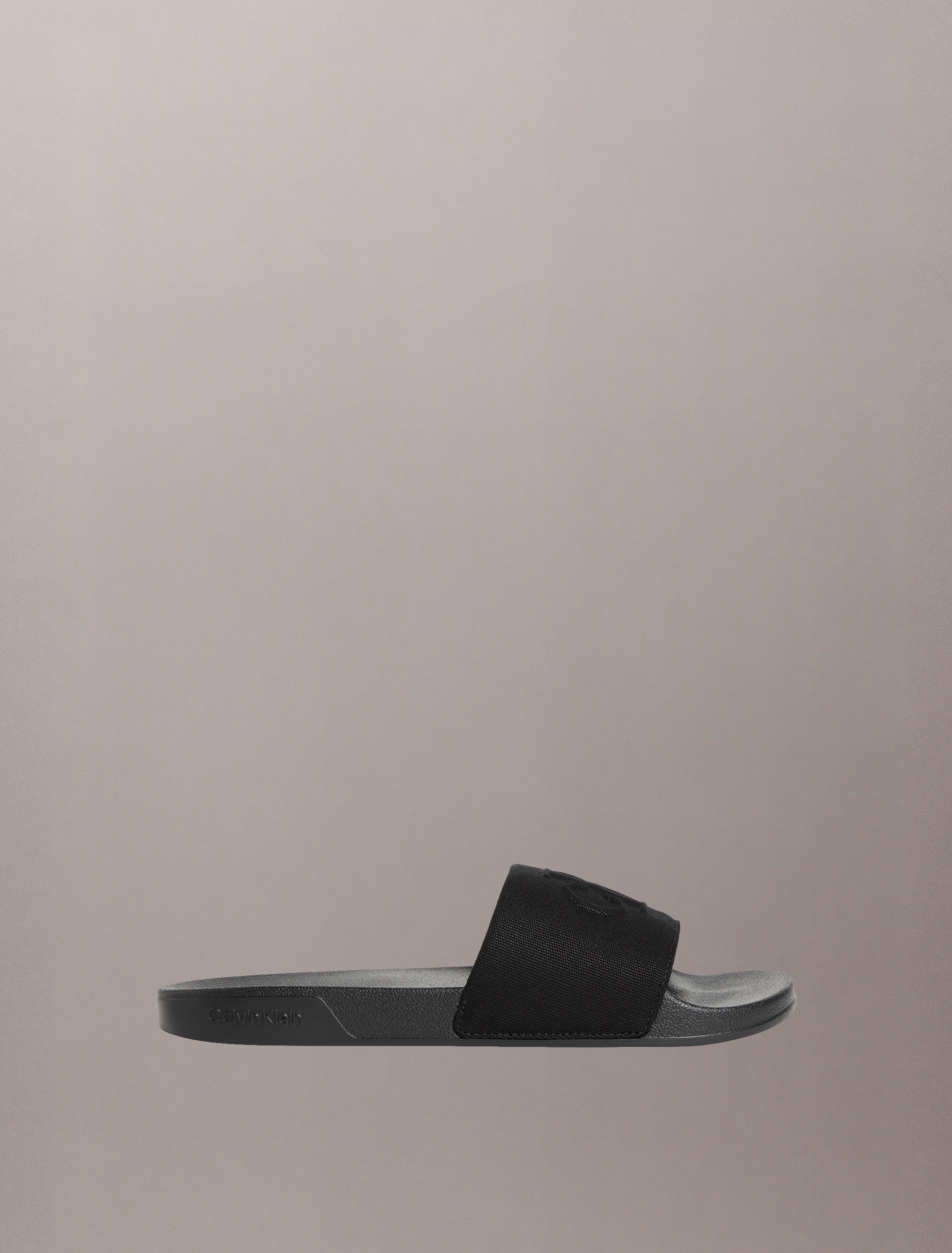 Nemo Canvas Contoured Logo Sliders