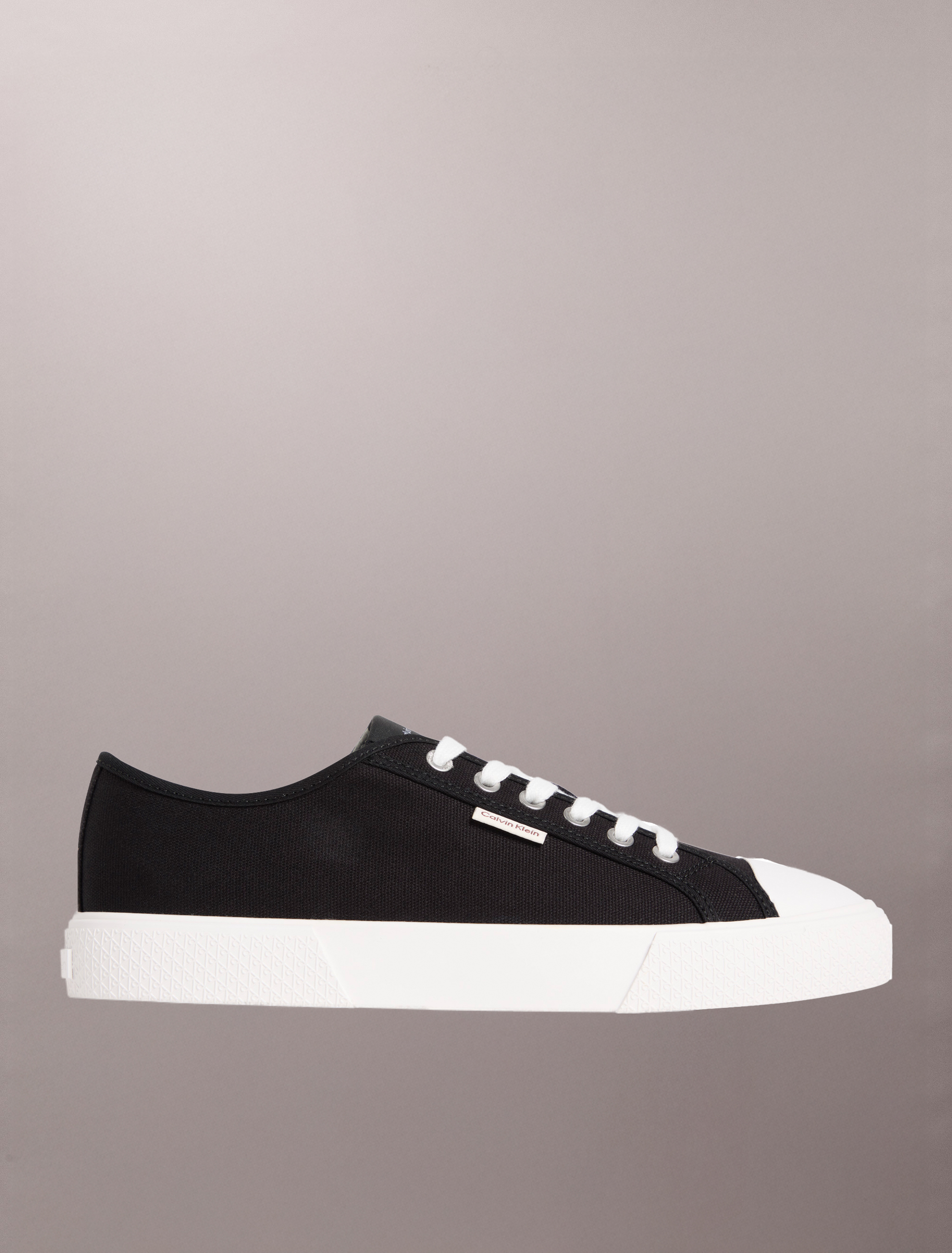 Alvaro Cotton Canvas Logo Trainers