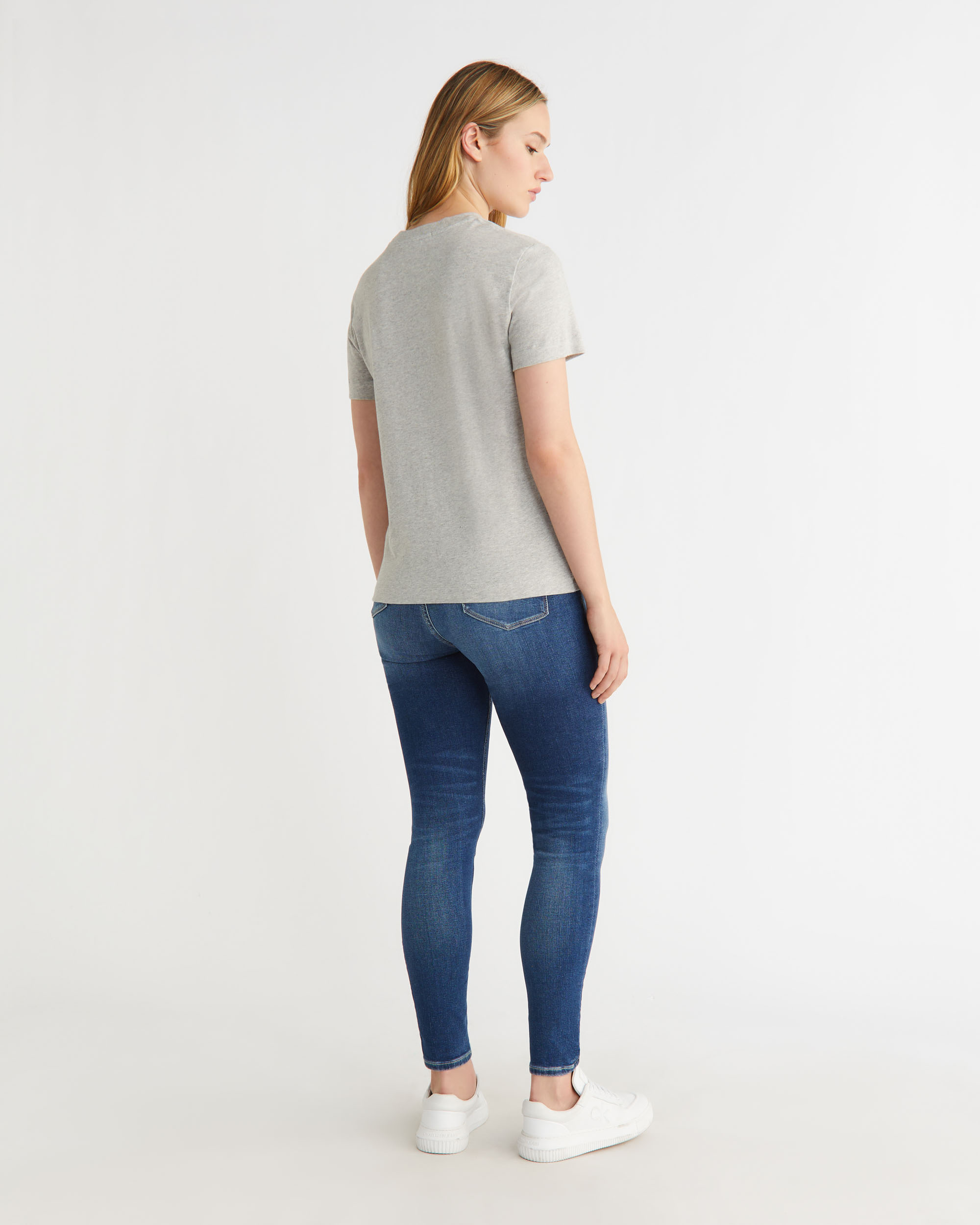 Tシャツ・カットソー ^ ^ Women's Brown Hero Monologo Crewneck Short Sl Buy Calvin Klein Monologo Slim T-Shirt - NNNOW.com