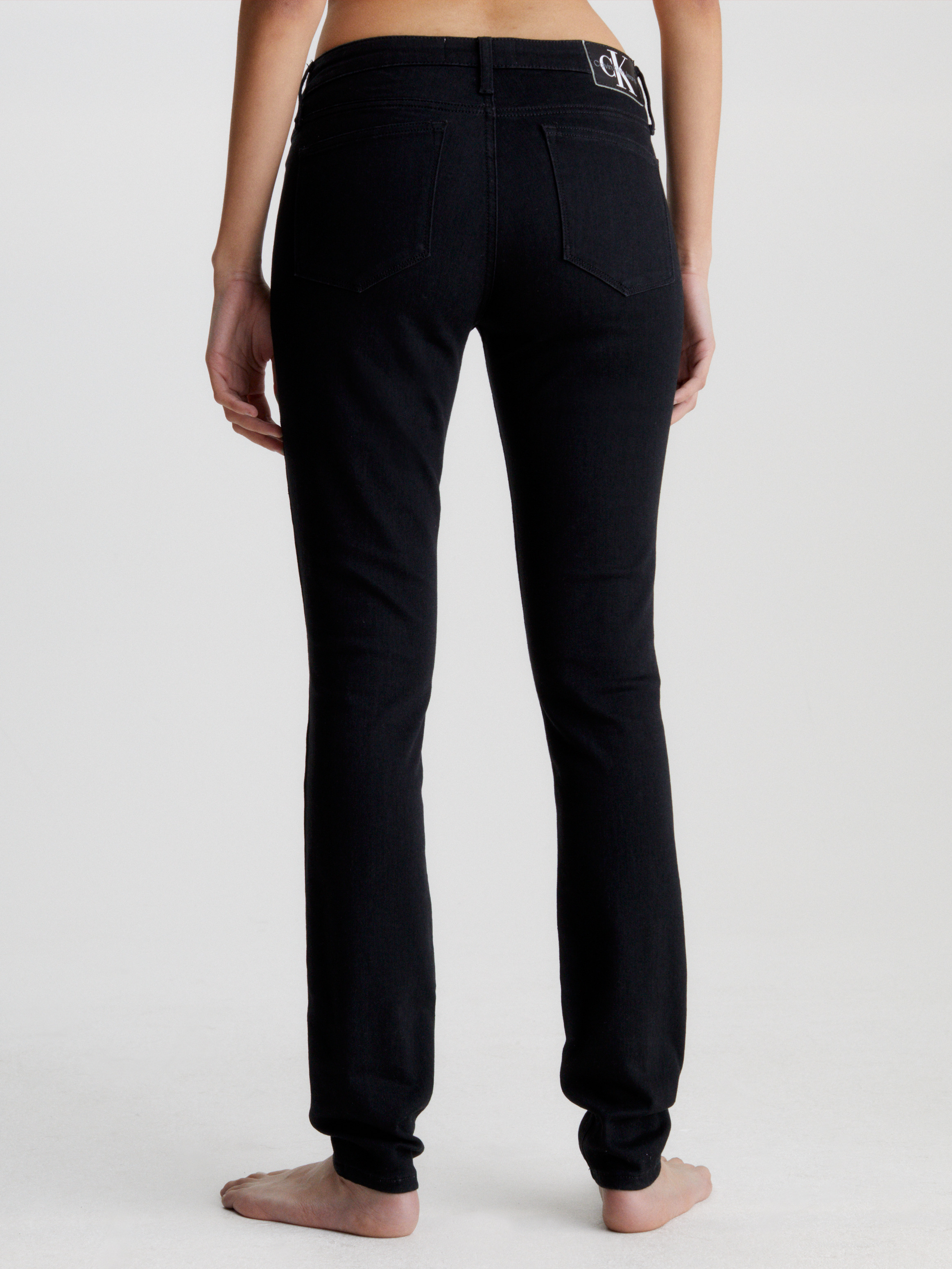 ★ ★Mid Rise Skinny Jeans CKロゴ スキニー デニム Mid Rise Skinny Jeans | Calvin Klein