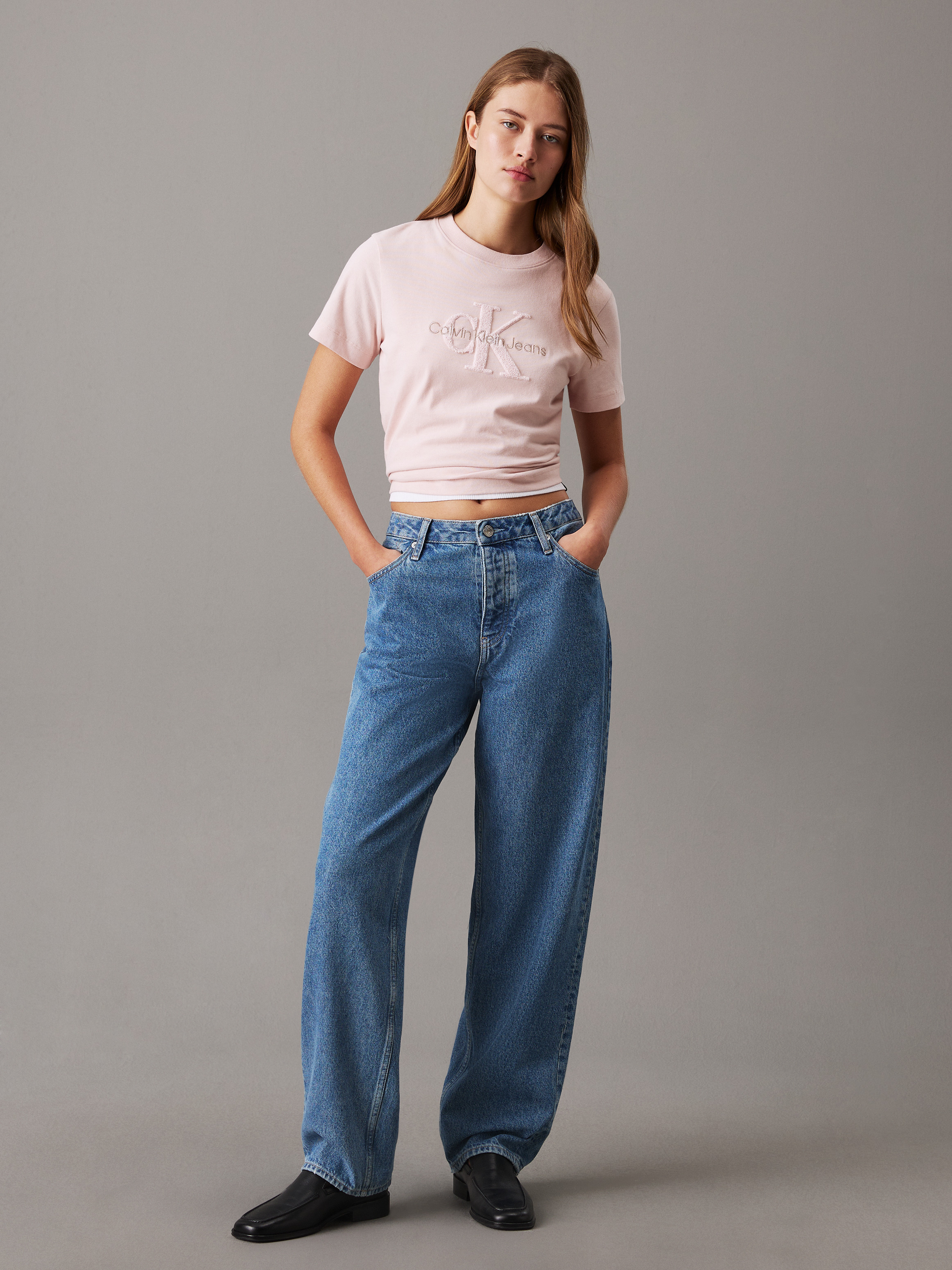 韓国アイドル【 】W 90s Loose Fit Light Blue Denim 90s Loose Jeans | Calvin Klein