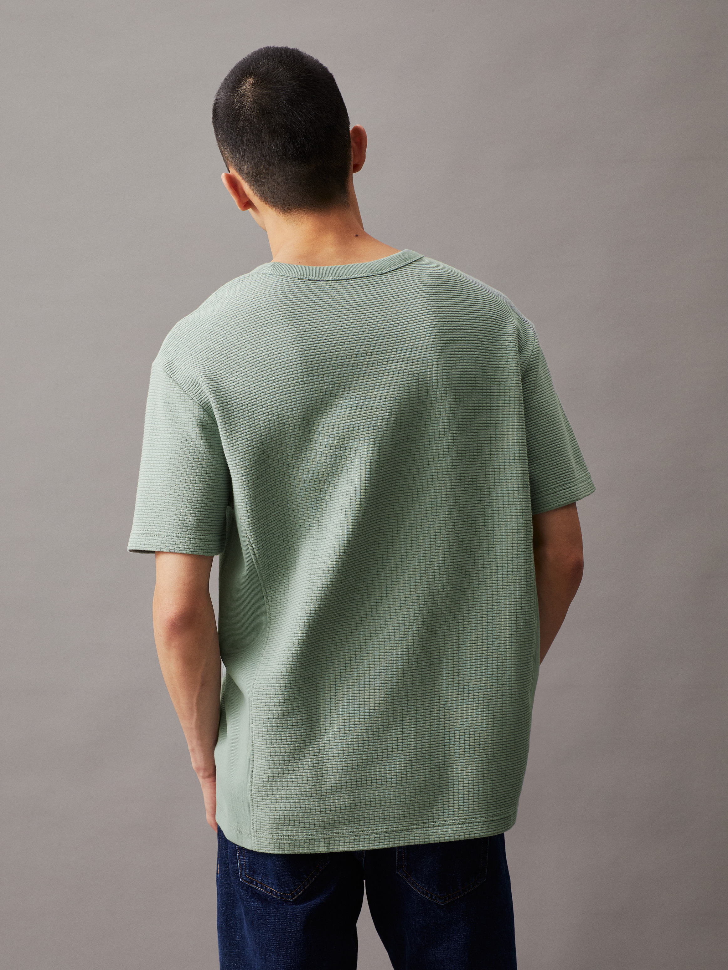 Relaxed Waffle Monogram T-Shirt | Calvin Klein