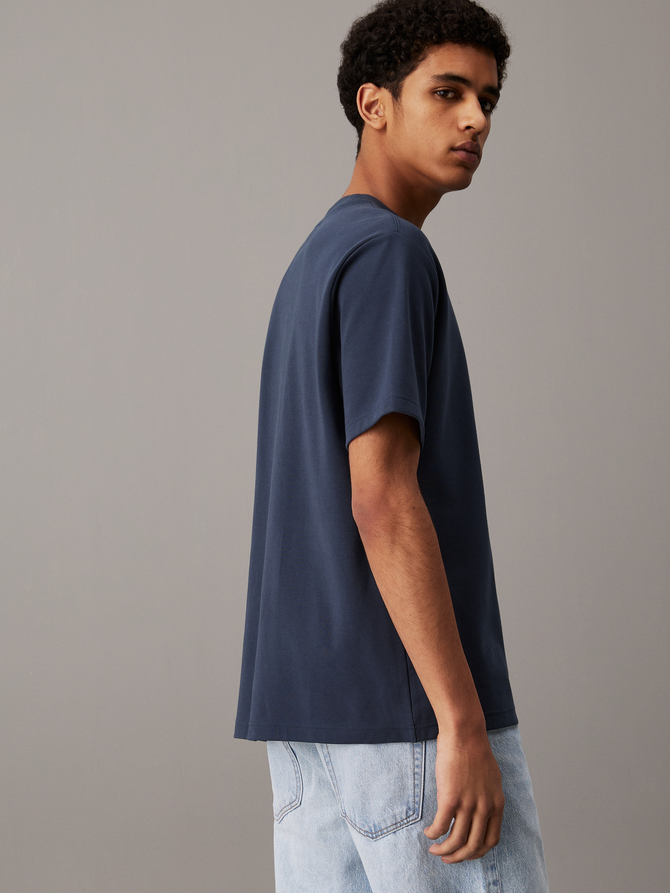 Tシャツ・カットソー Men's Relaxed Fit CK Interlock Short Sleeve T-S Cotton Interlock T-Shirt | Calvin Klein