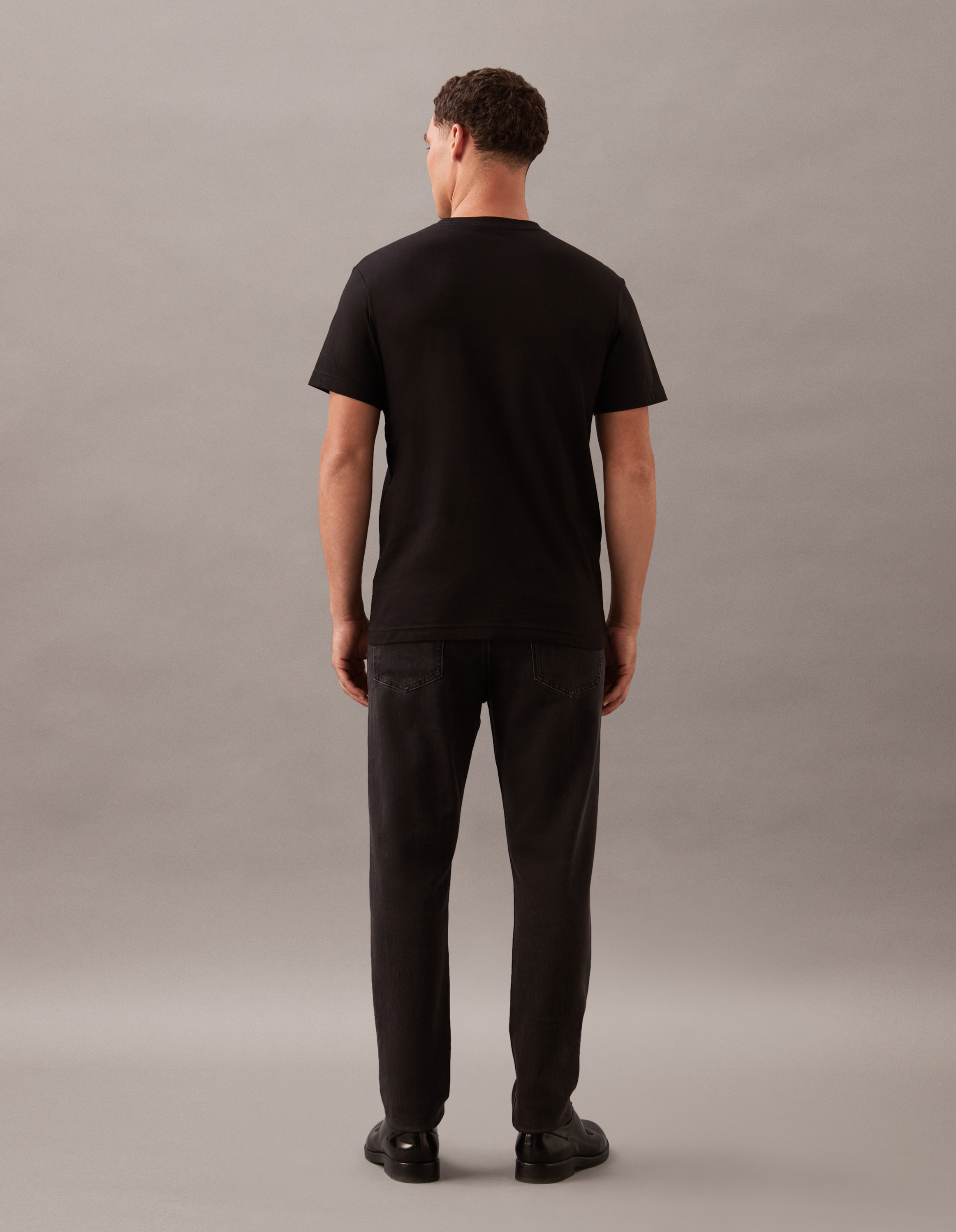 Box Monogram Logo T-Shirt | Calvin Klein