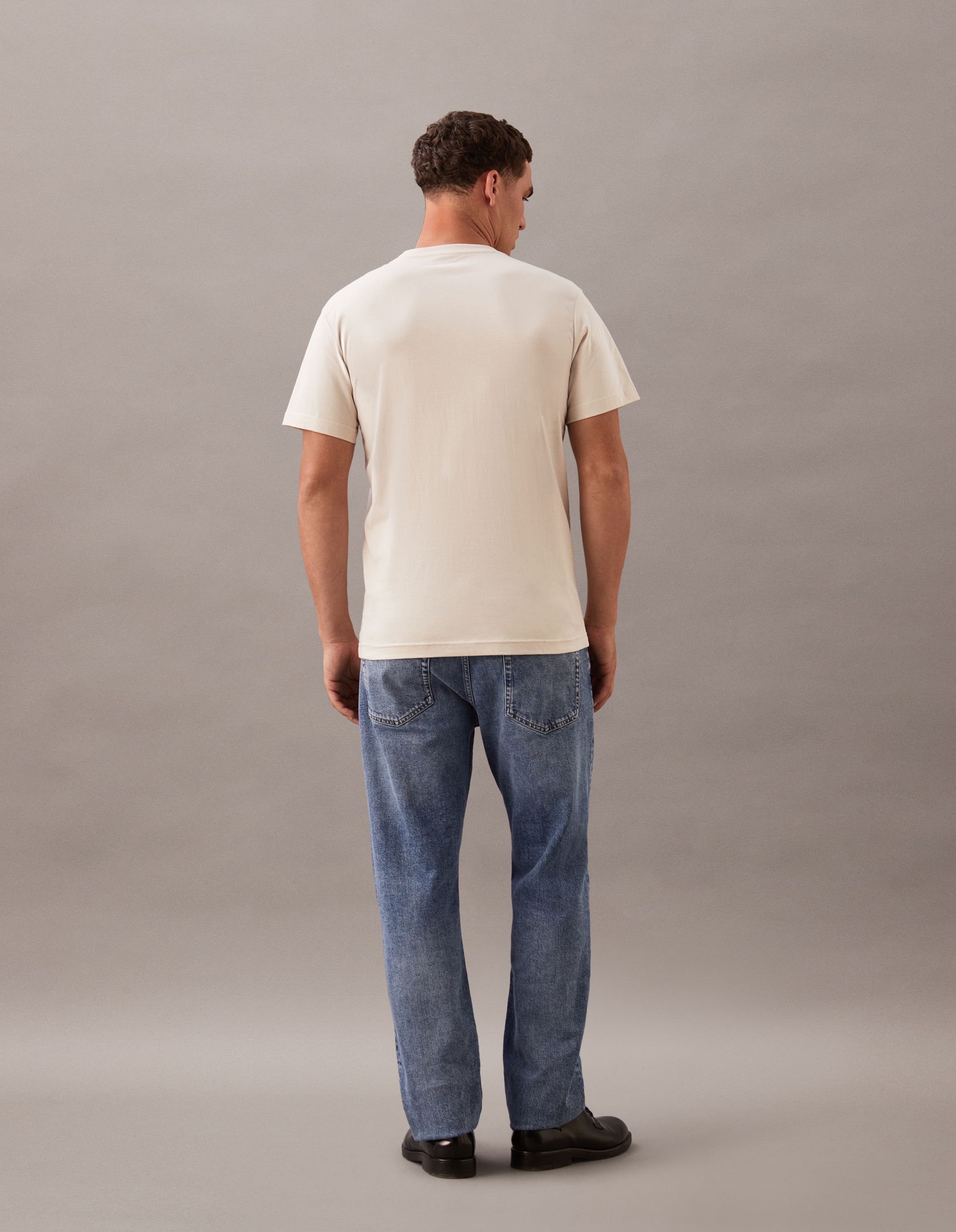 ★ ★ Men's White Regular Fit Hero Monogram Logo stock-photo-hero-original-