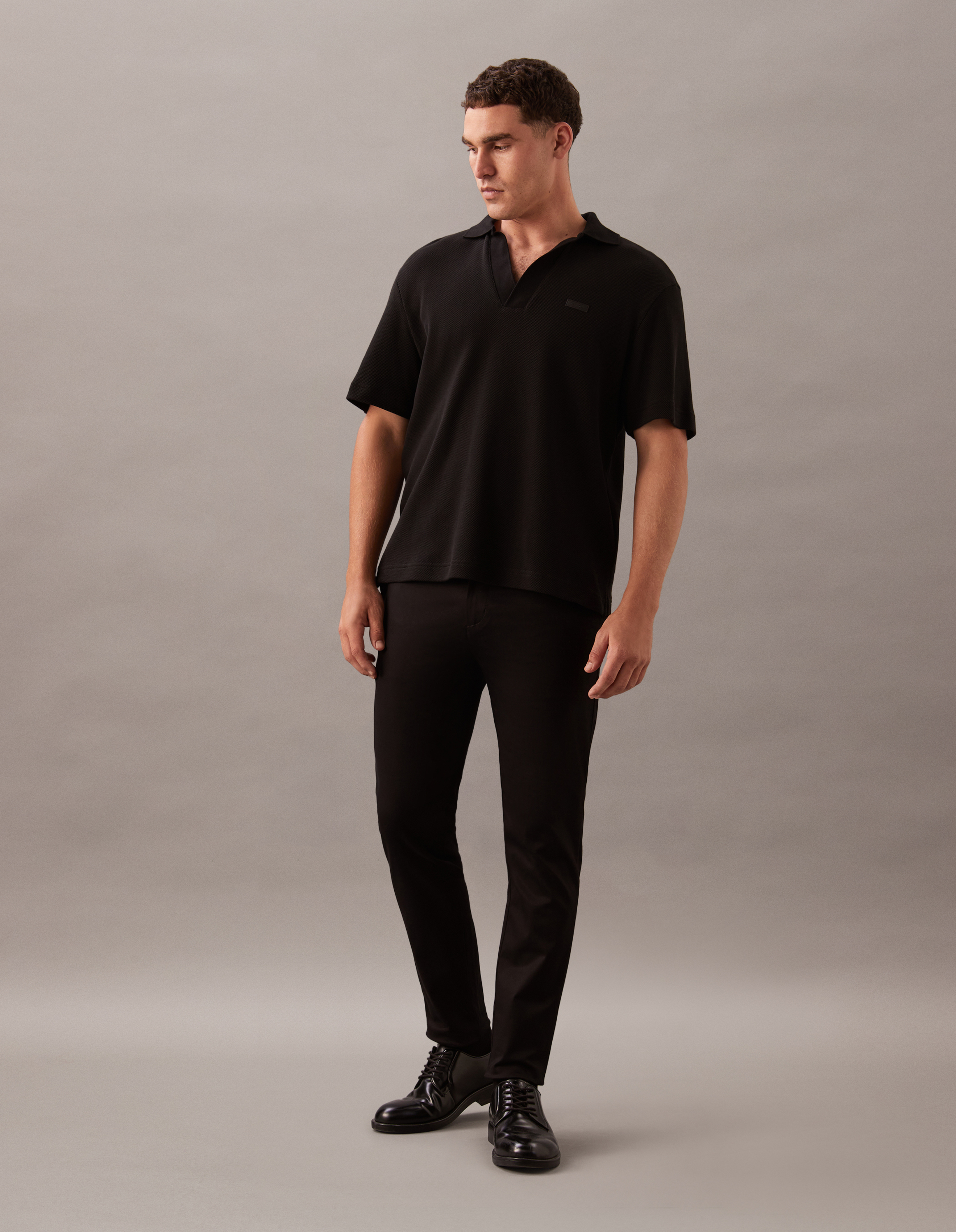 Sateen Stretch Tapered Pants | Calvin Klein