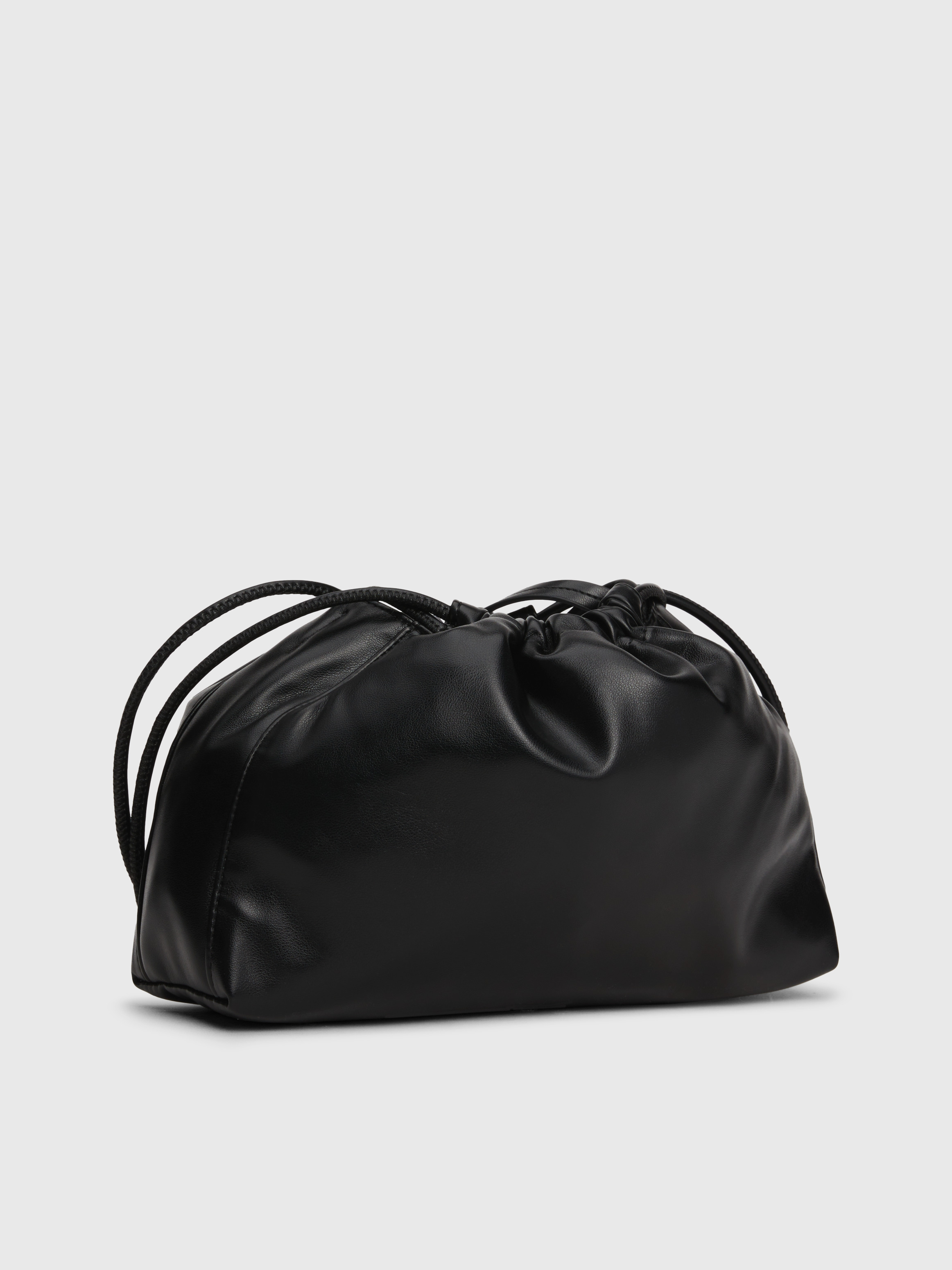 バッグ 00s real leather drawstring sling bagY2K Drawstring Crossbody Bag | Calvin Klein