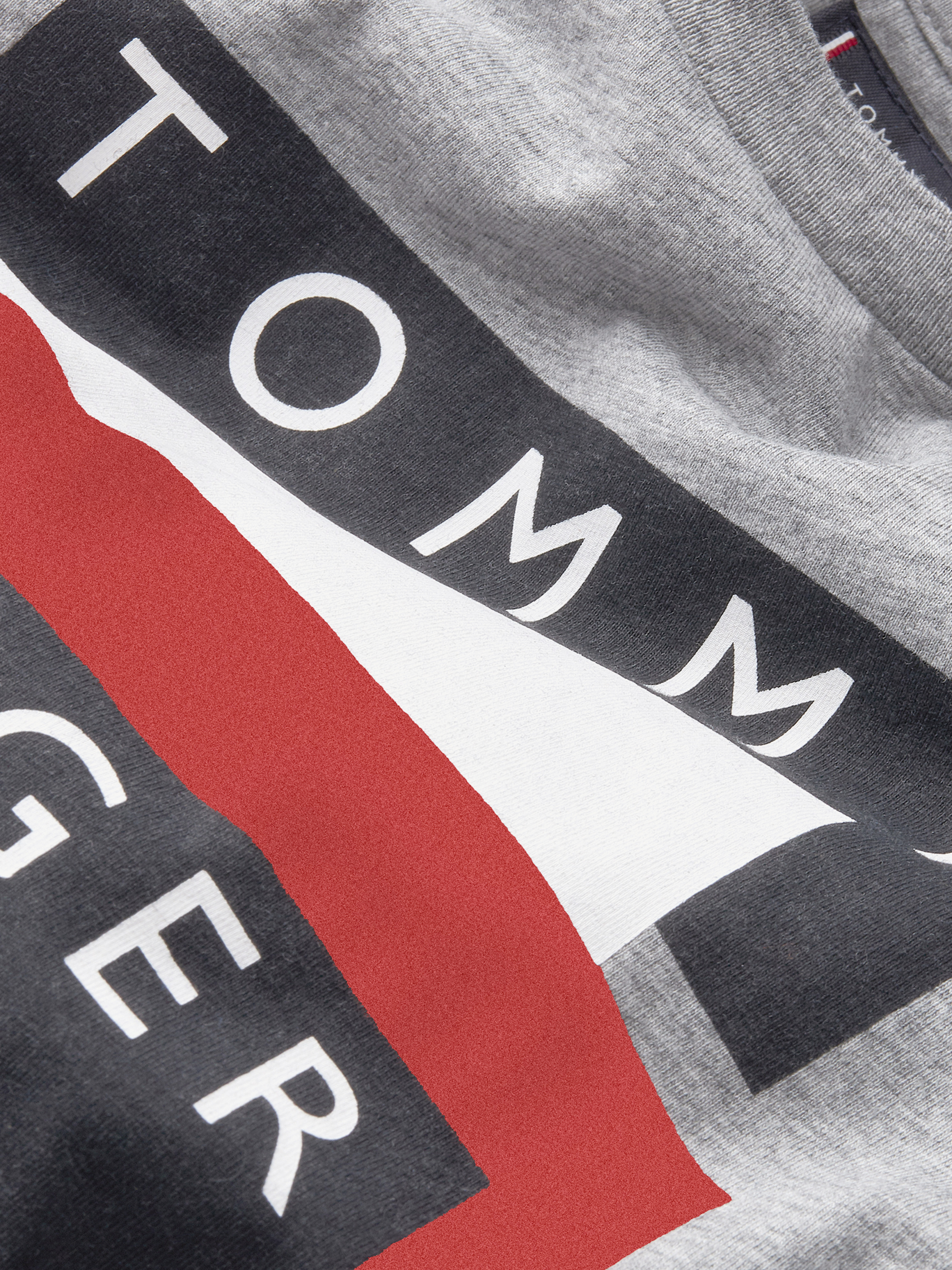 Tommy hilfiger t shirt 2019 sales