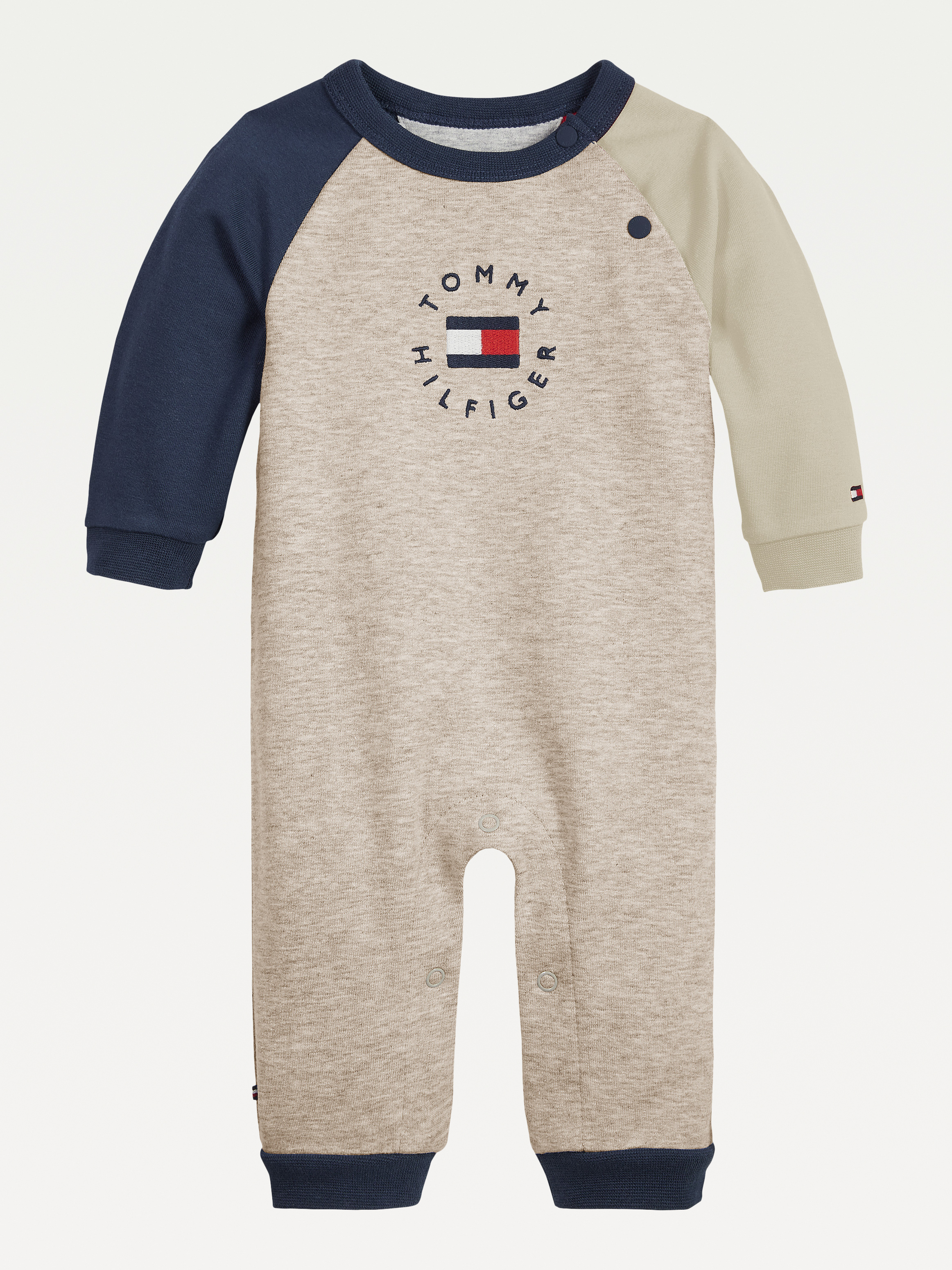 tommy hilfiger childrens clothing