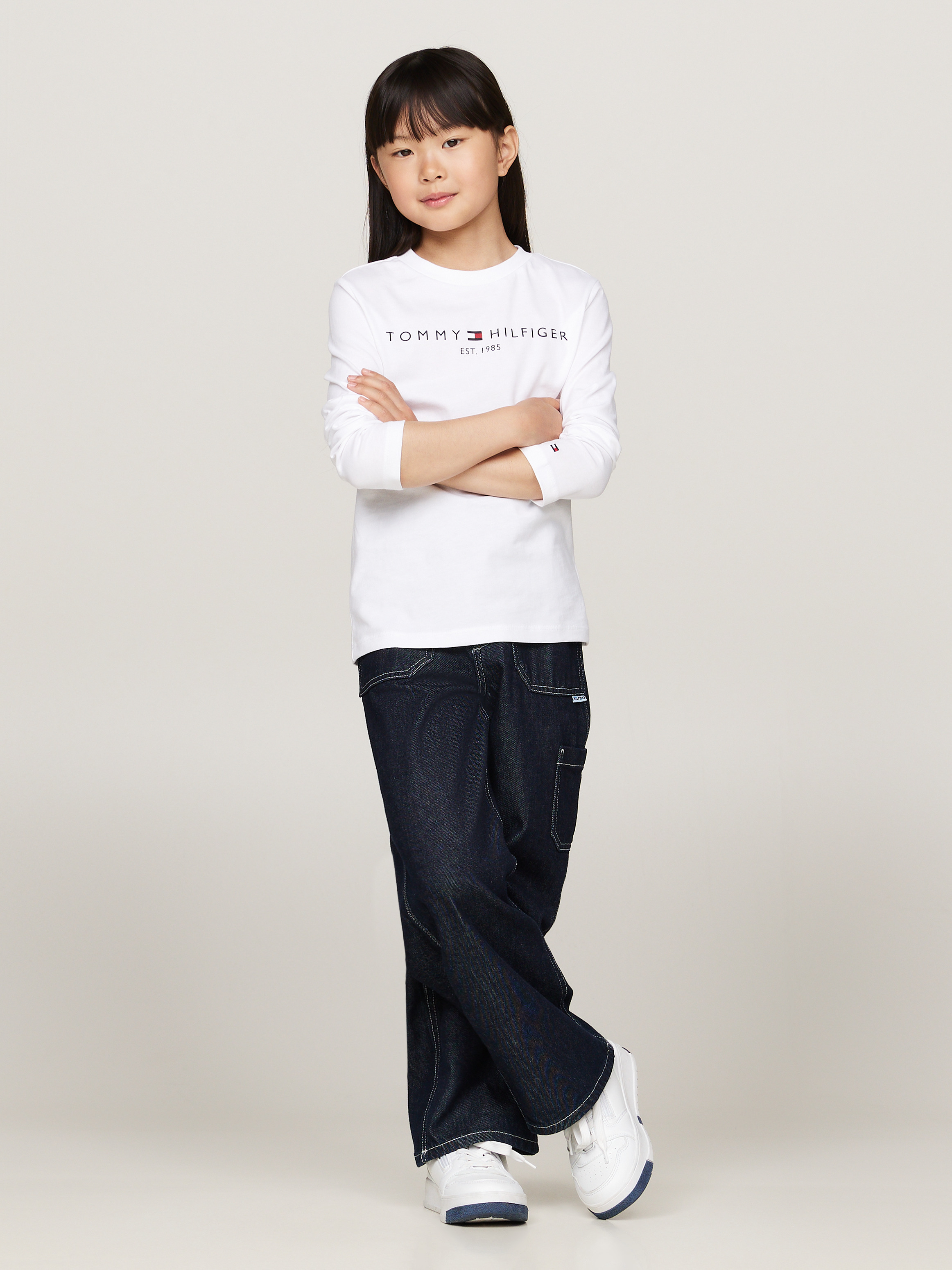 Kids Unisex 3-7 Essential Logo Long-Sleeve T-Shirt | T