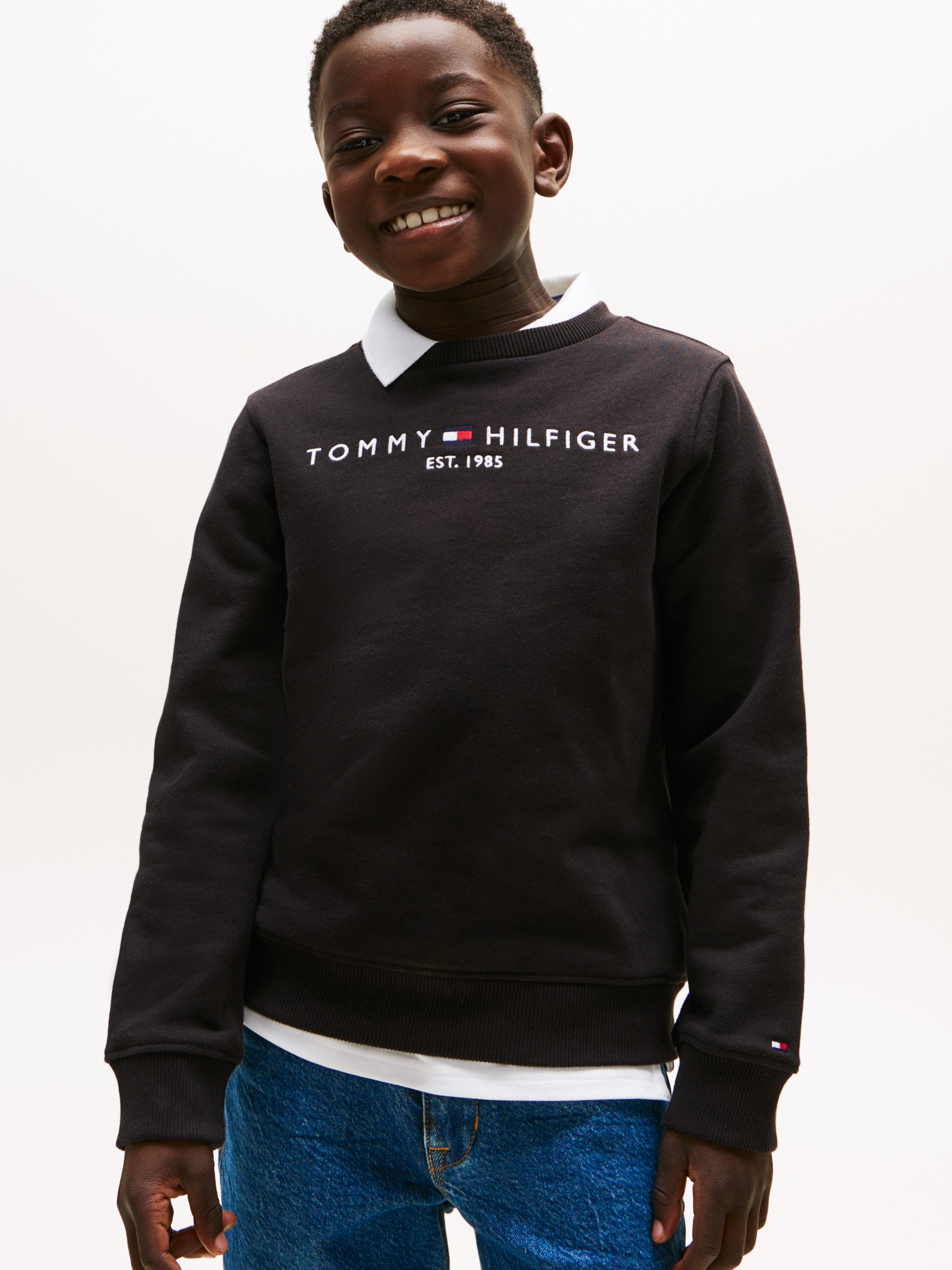 Kids Unisex 8-16 Essential Sweatshirt