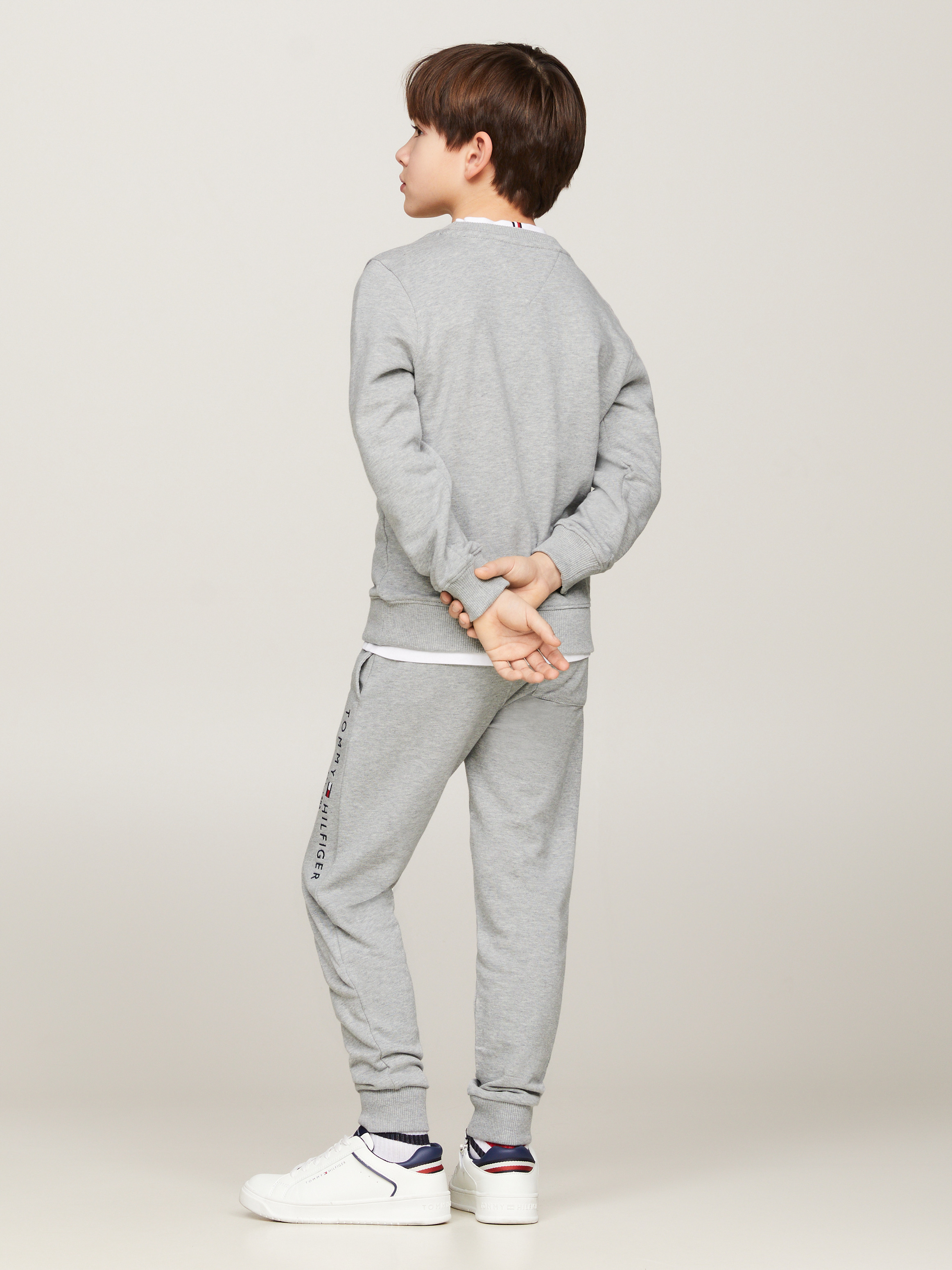 Kids Unisex 8 16 Essential Sweatshirt