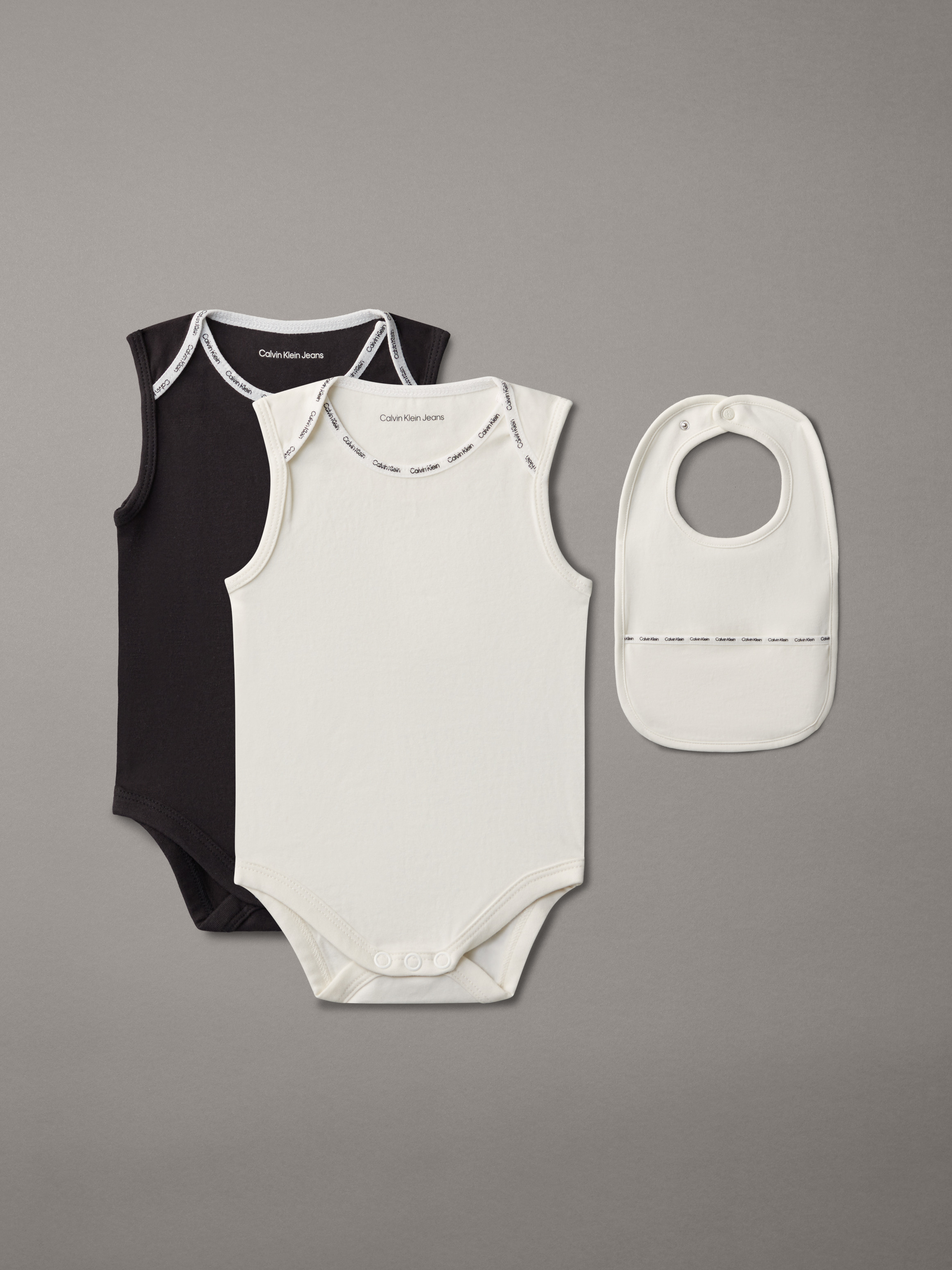 Baby Bodysuit and Bib Giftpack