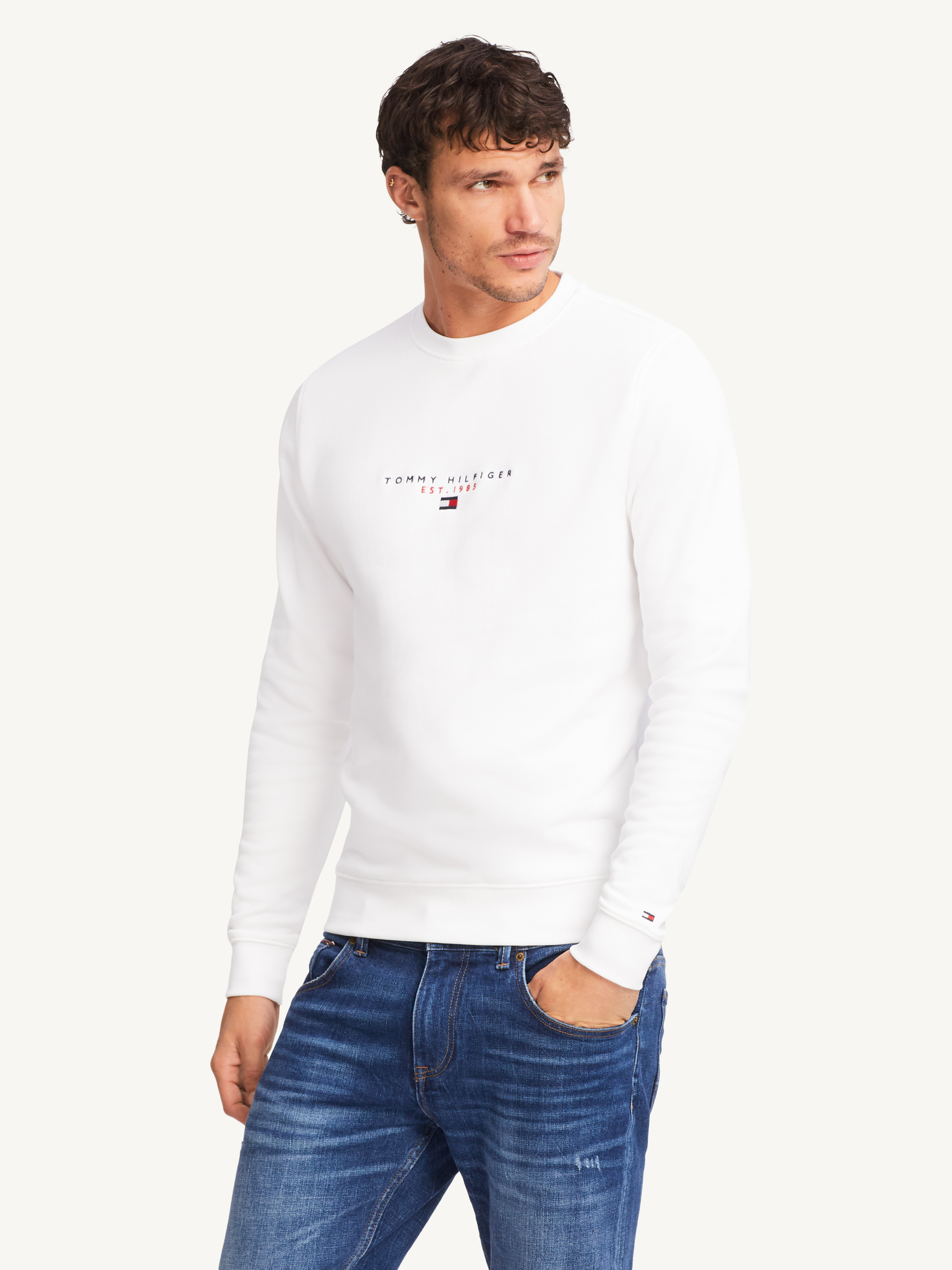 tommy hilfiger white crew neck sweatshirt