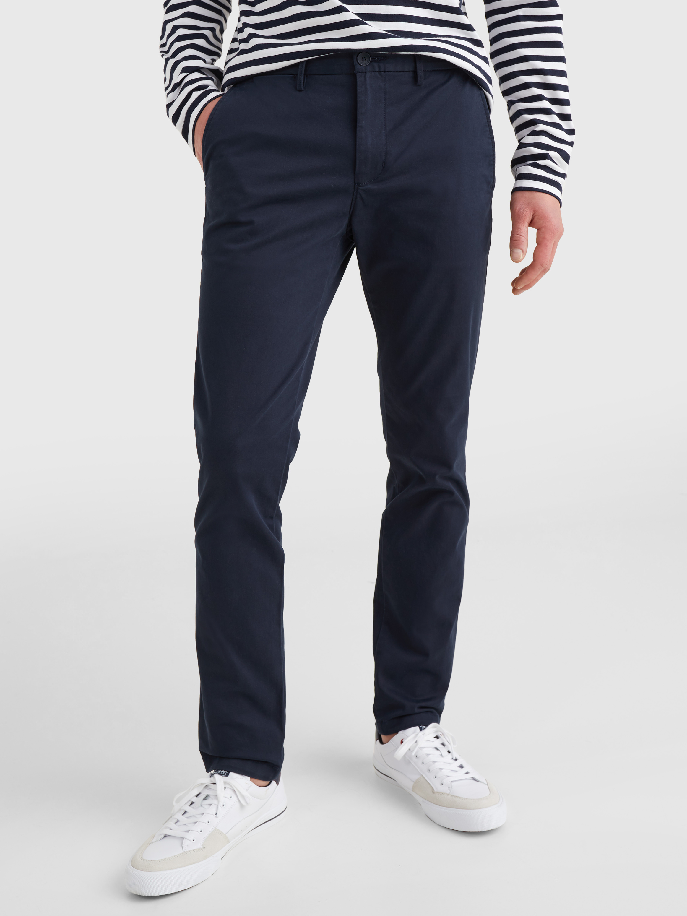 tommy hilfiger chino slim