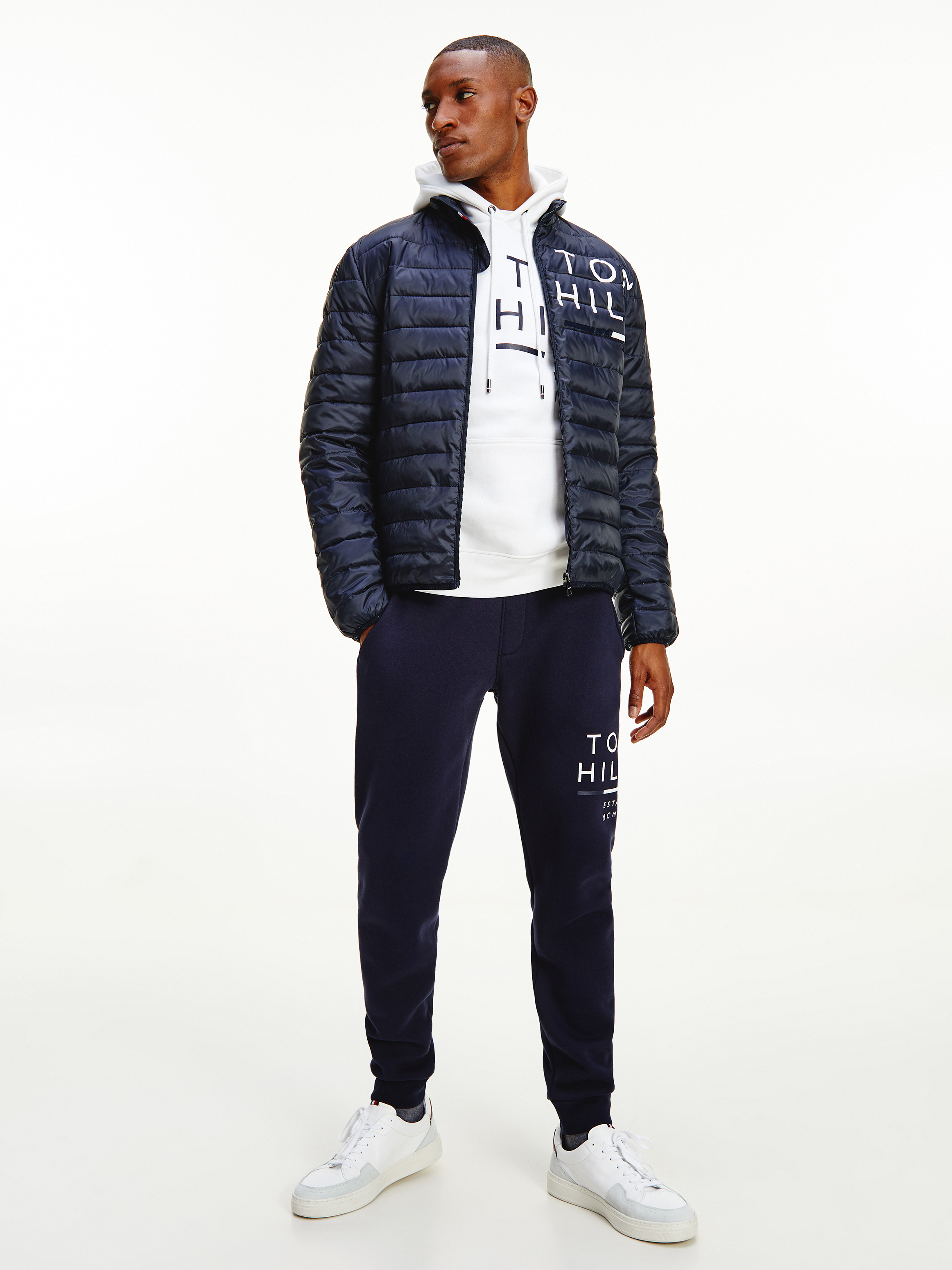 Tommy hilfiger windbreaker online pants