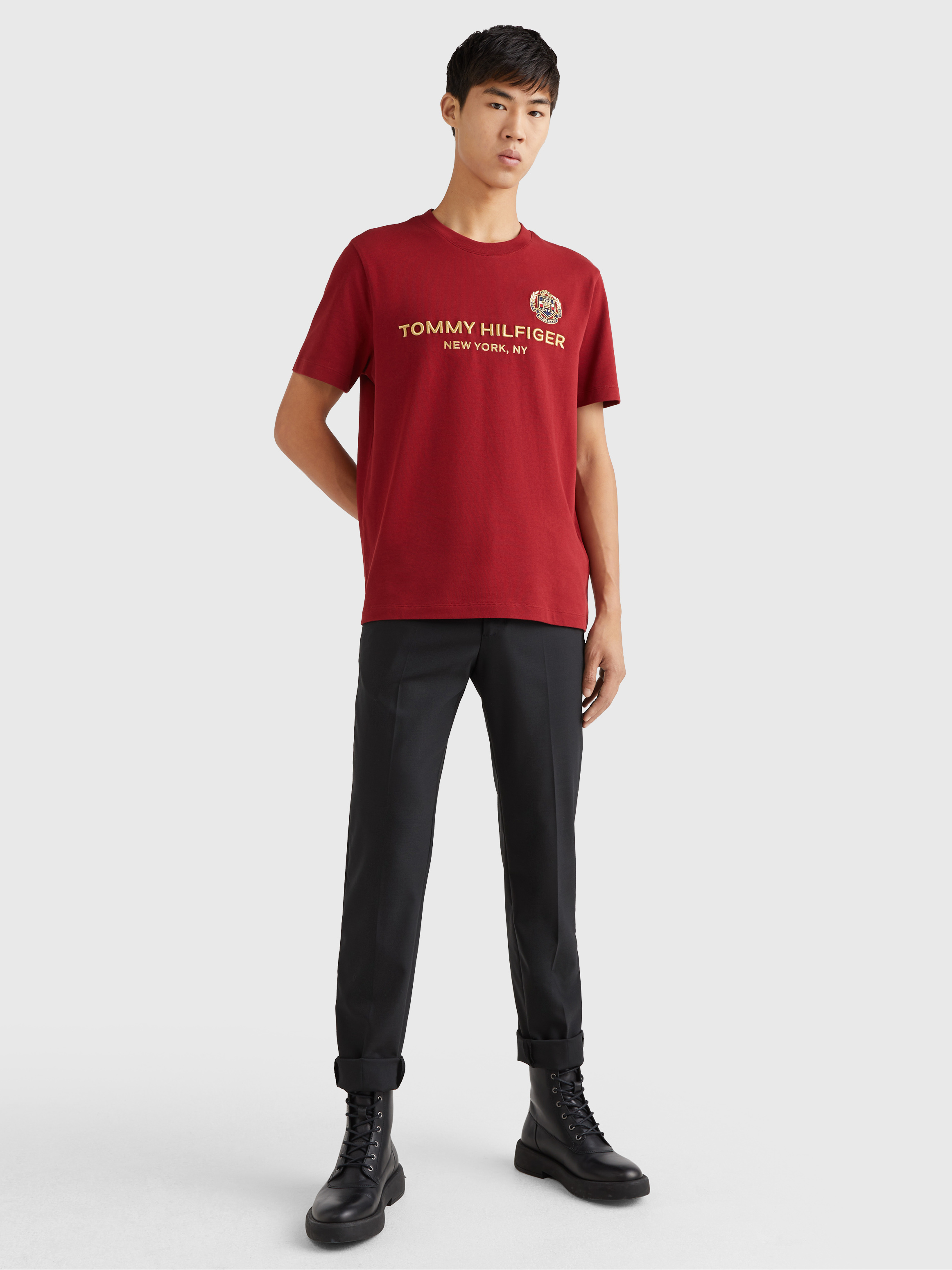 black and red tommy hilfiger shirt