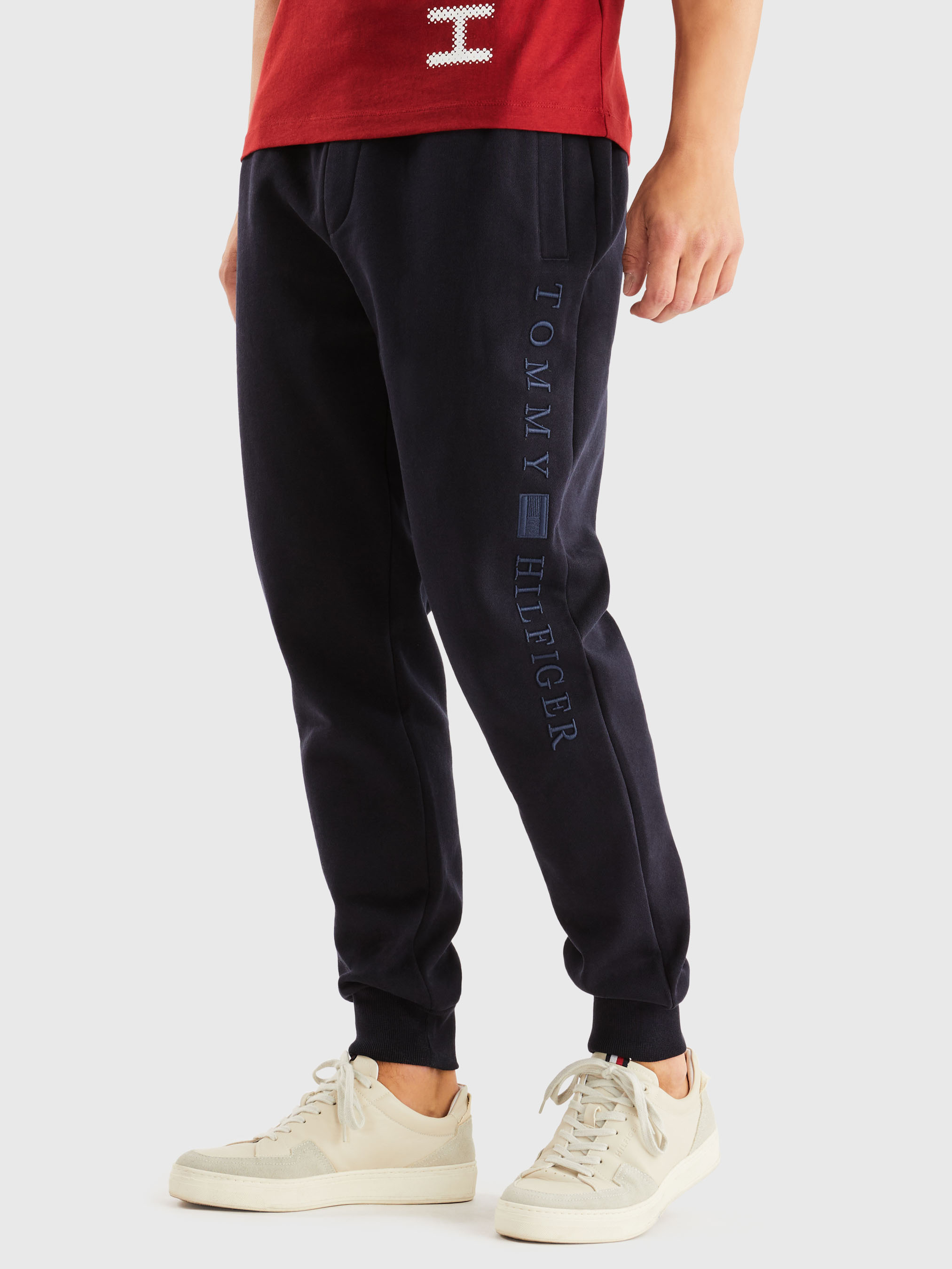 Tommy hilfiger deals joggers sale