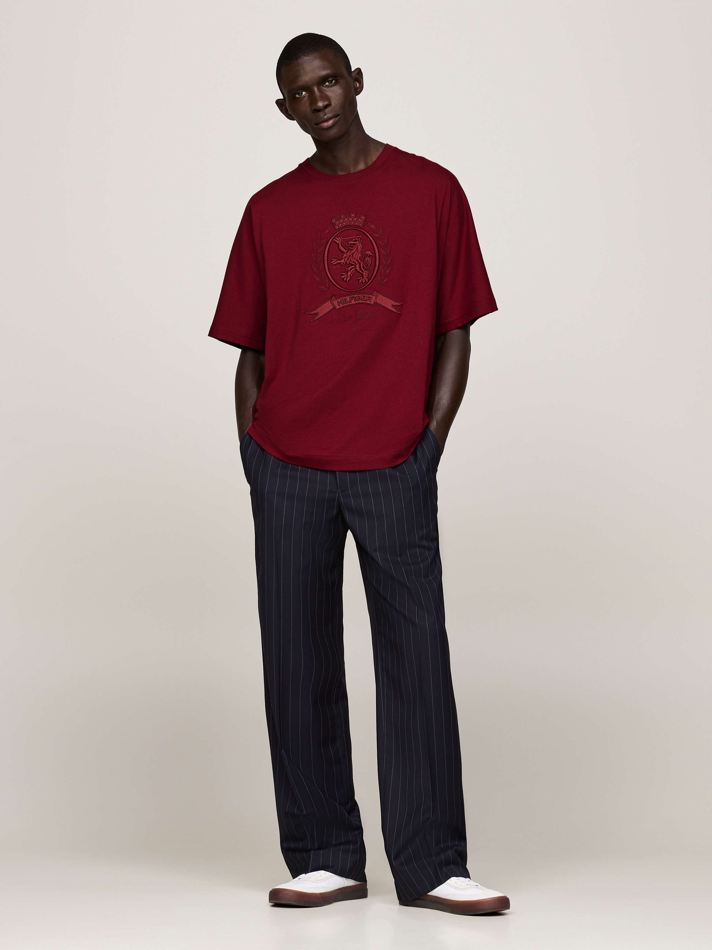 Crest Embroidery Kimono Sleeve Boxy T-Shirt | T-Shirts | Tommy