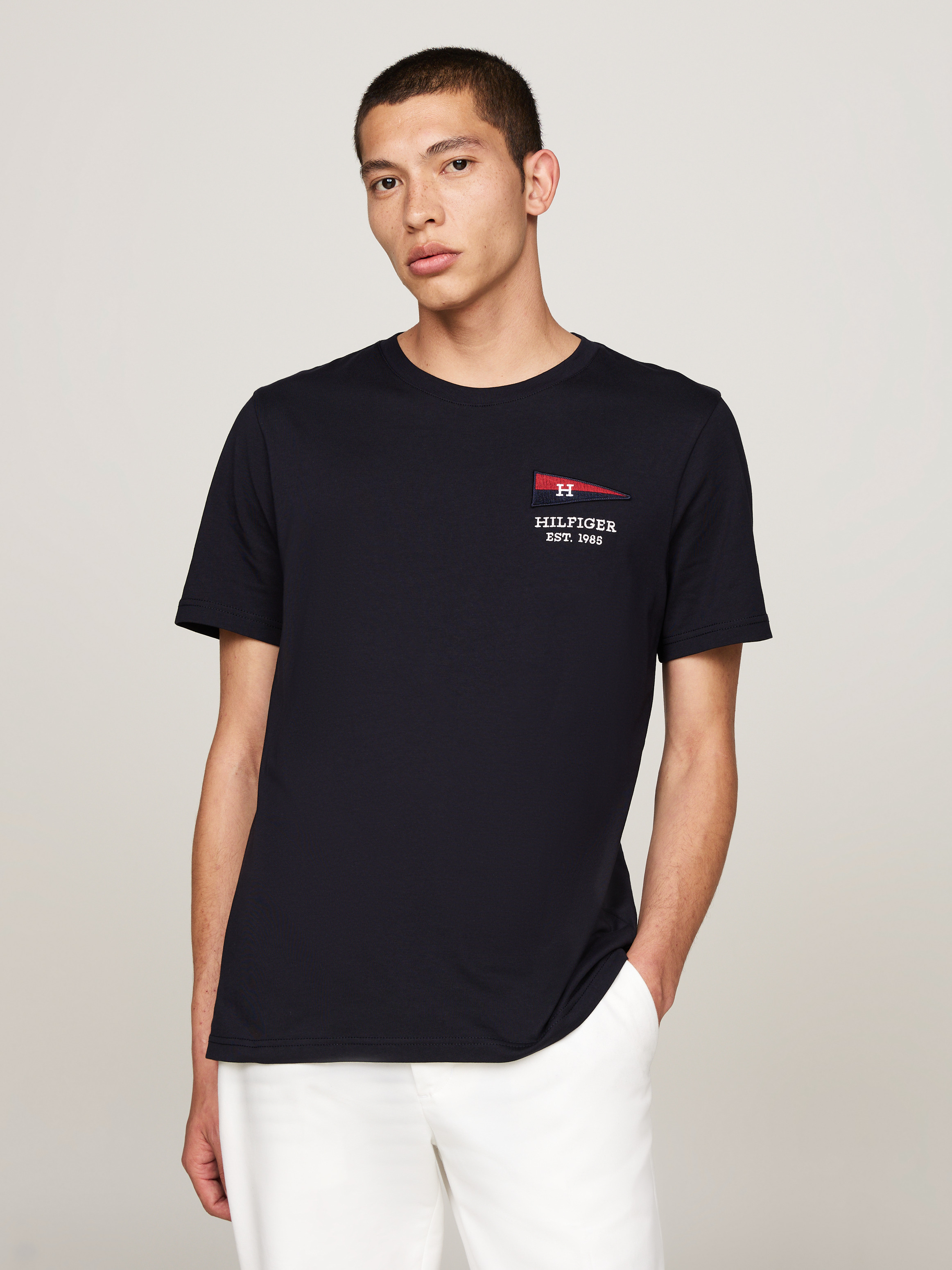 Tシャツ・カットソー   Men T-shirt Navy MW0MW38745 C3Q Men's T-Shirts | Shop Now in Canada & USA