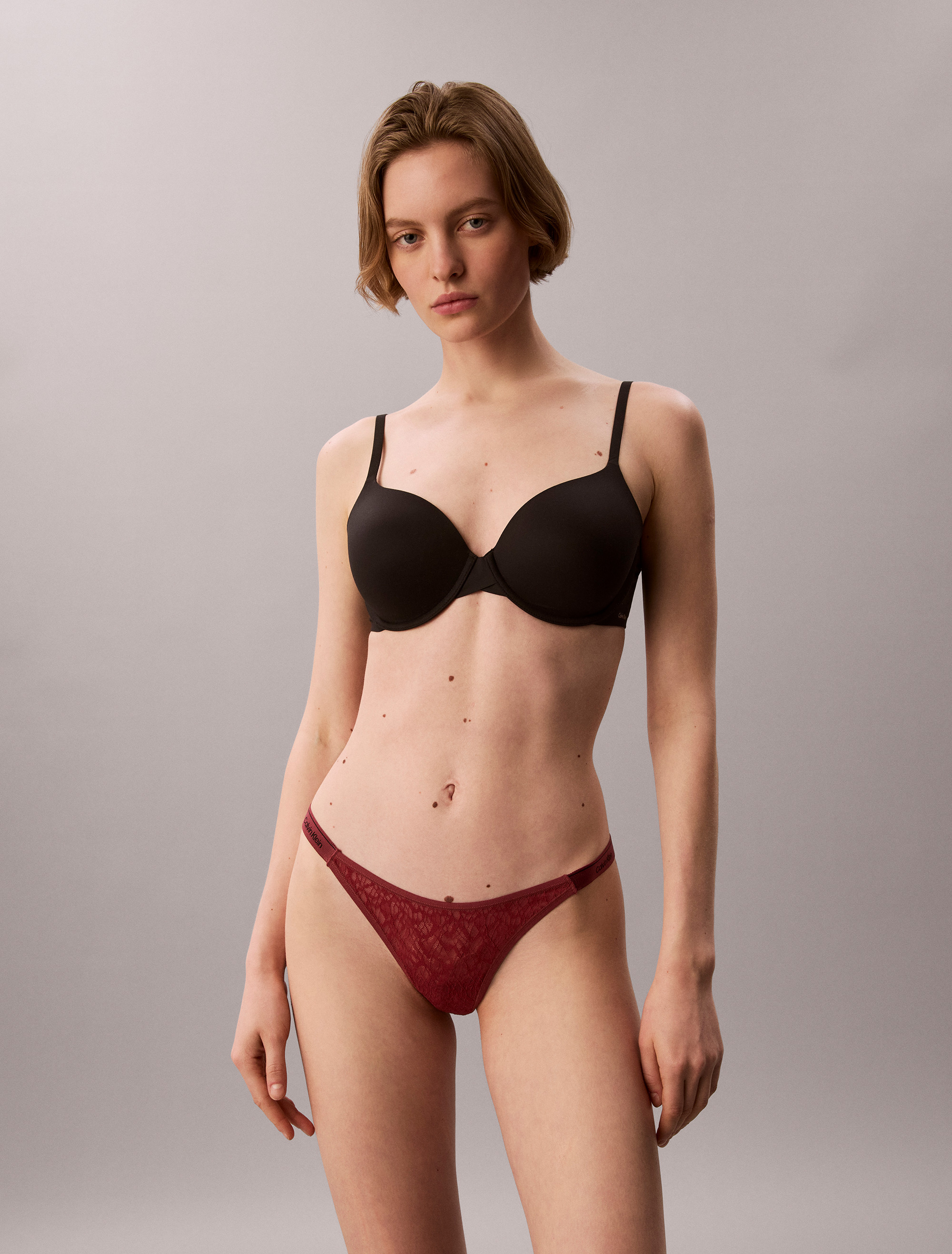 Icon Lace Dipped String Thong
