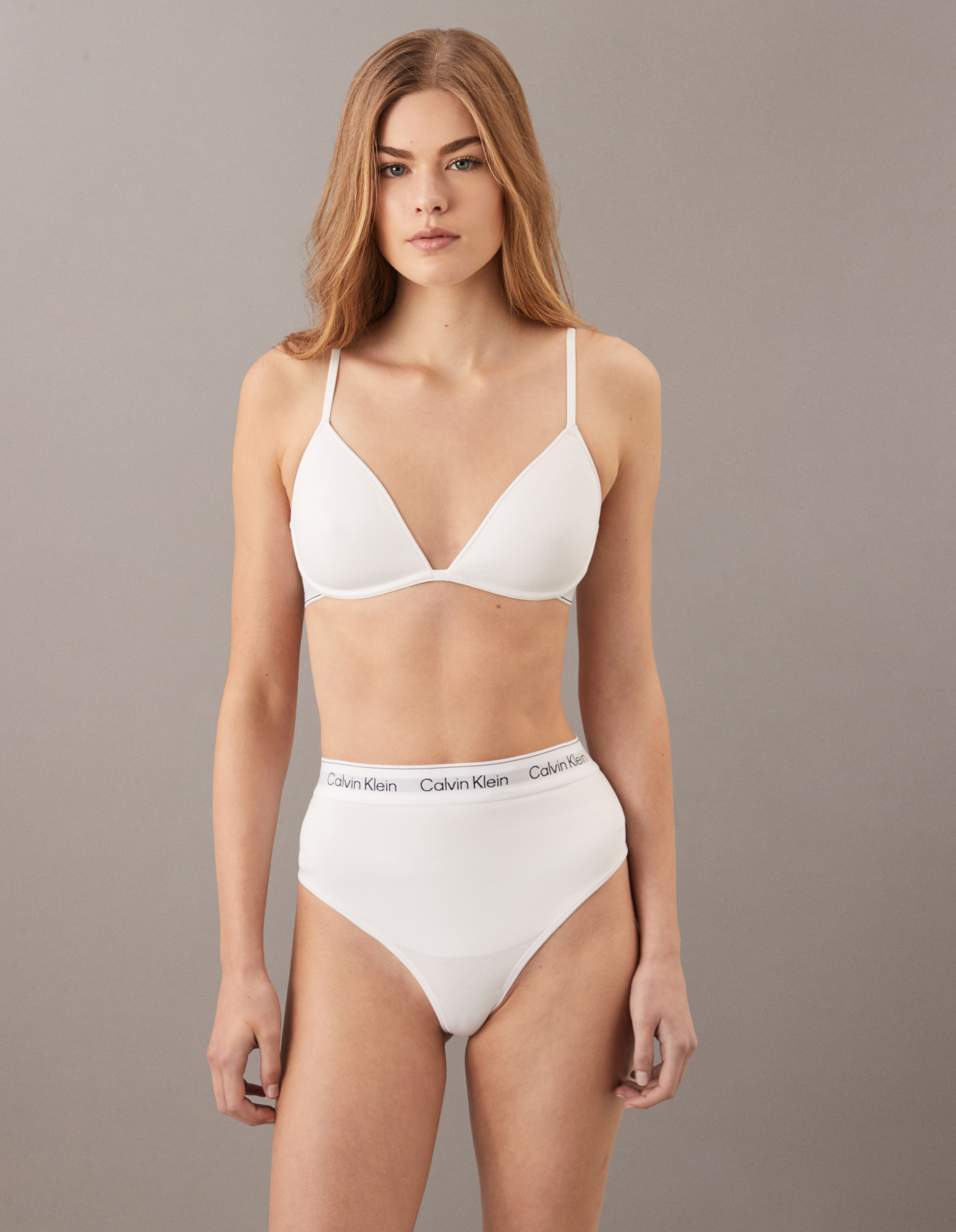CLASSIC WHITE