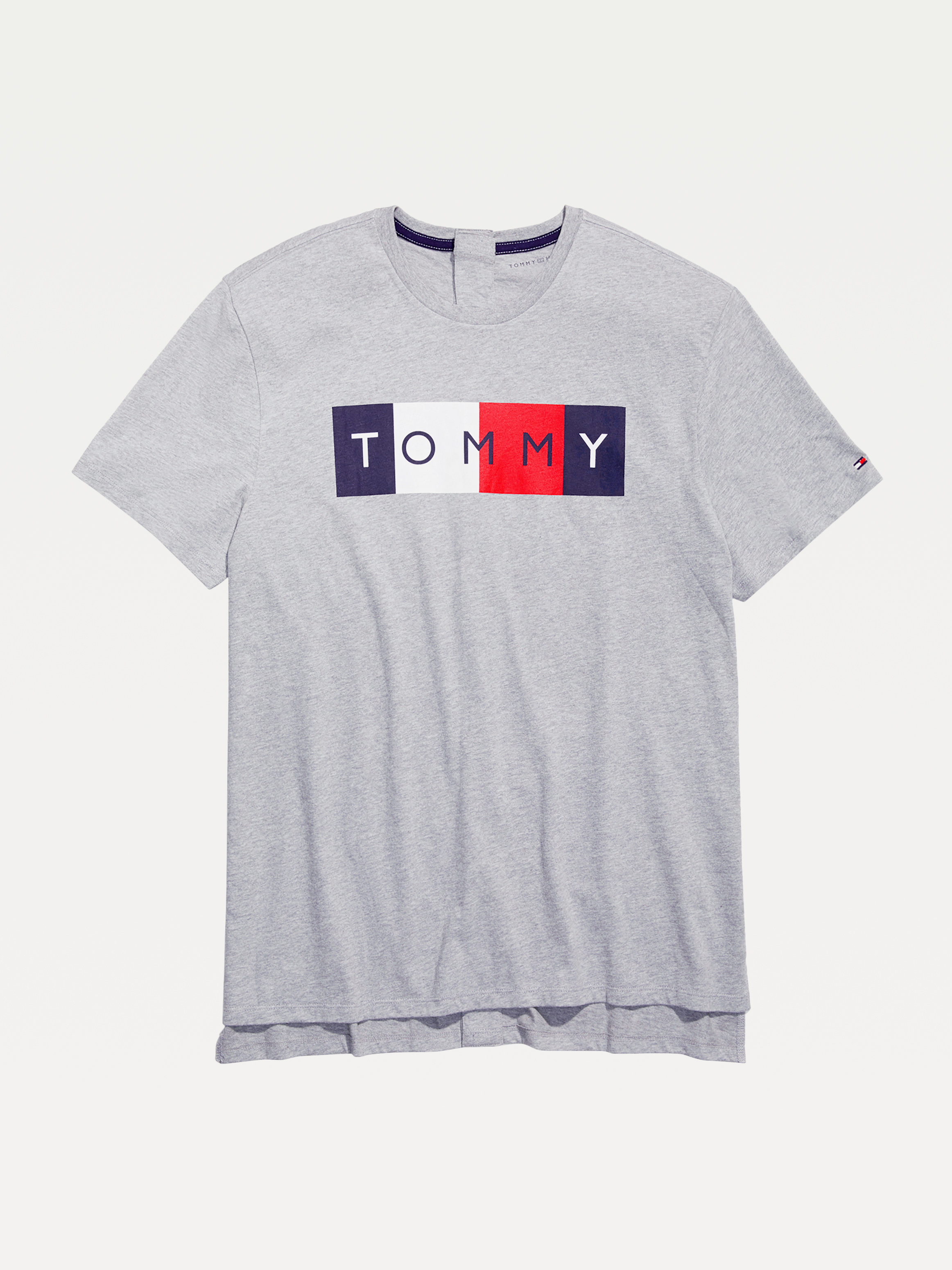 Adaptive Mens Seated Fit Tommy Tshirt Adaptive Tshirts Tommy Hilfiger