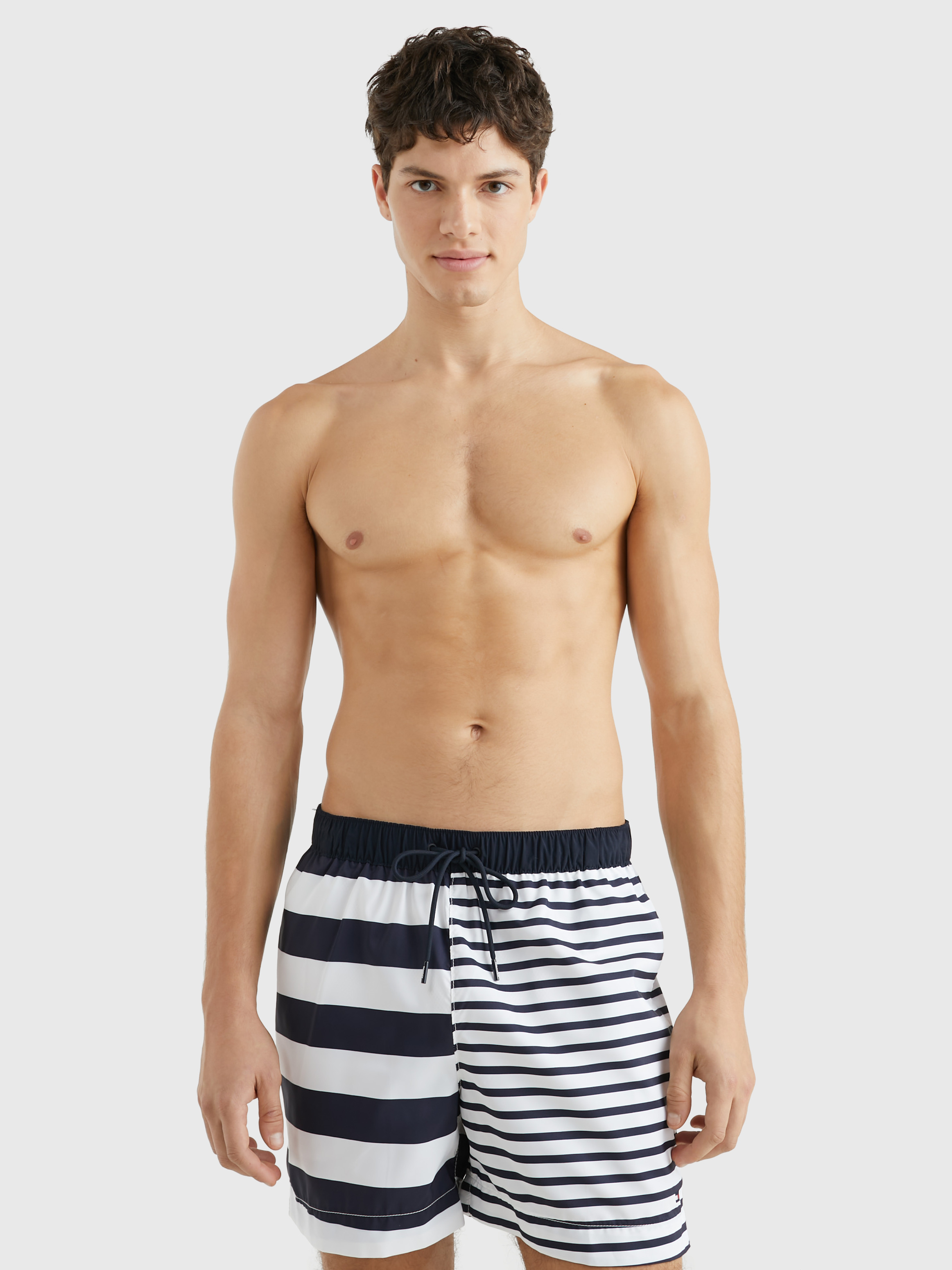 Tommy hilfiger deals swim shorts black