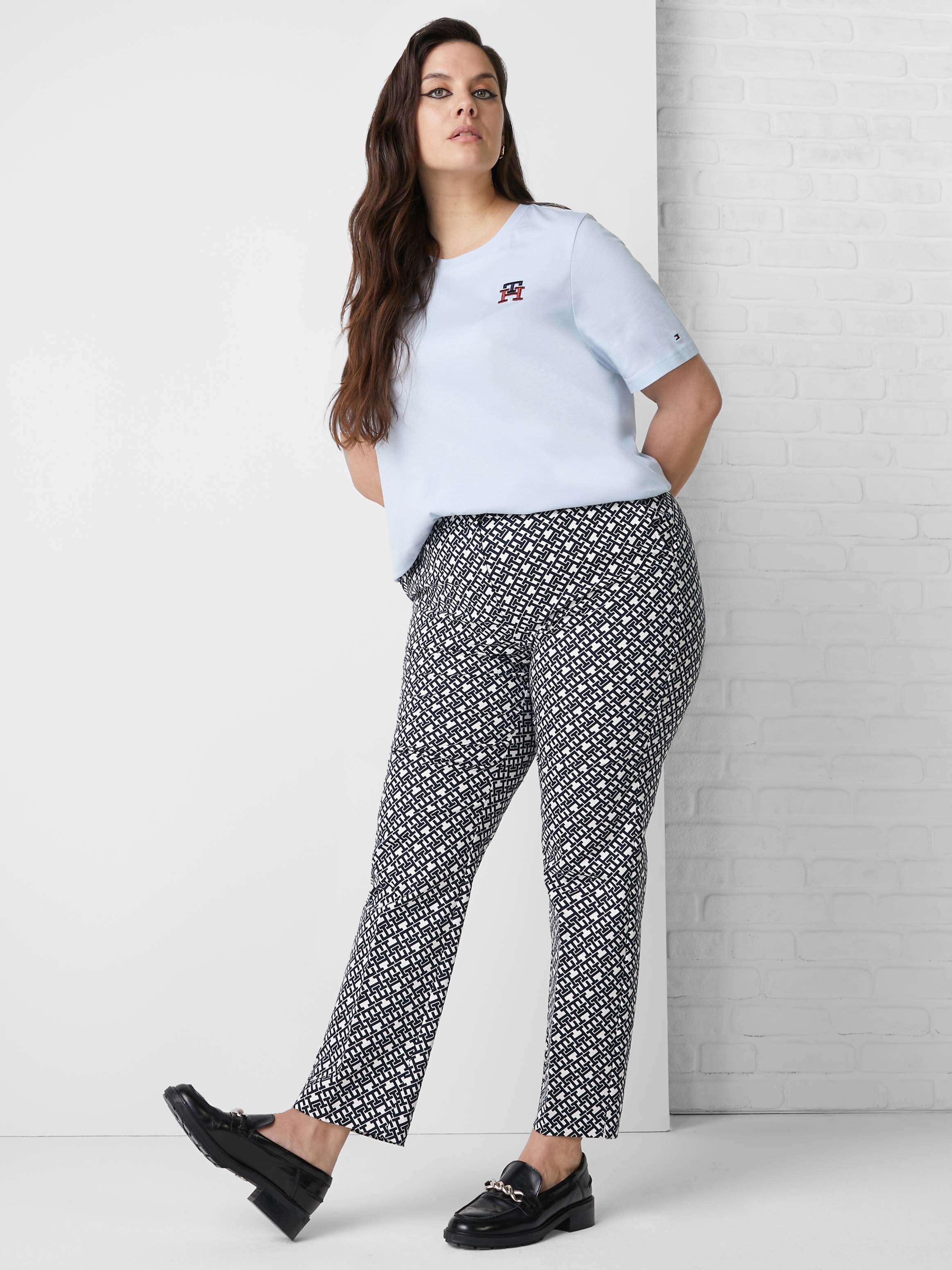 Curve TH Monogram Embroidery T Shirt T shirts Tommy Hilfiger
