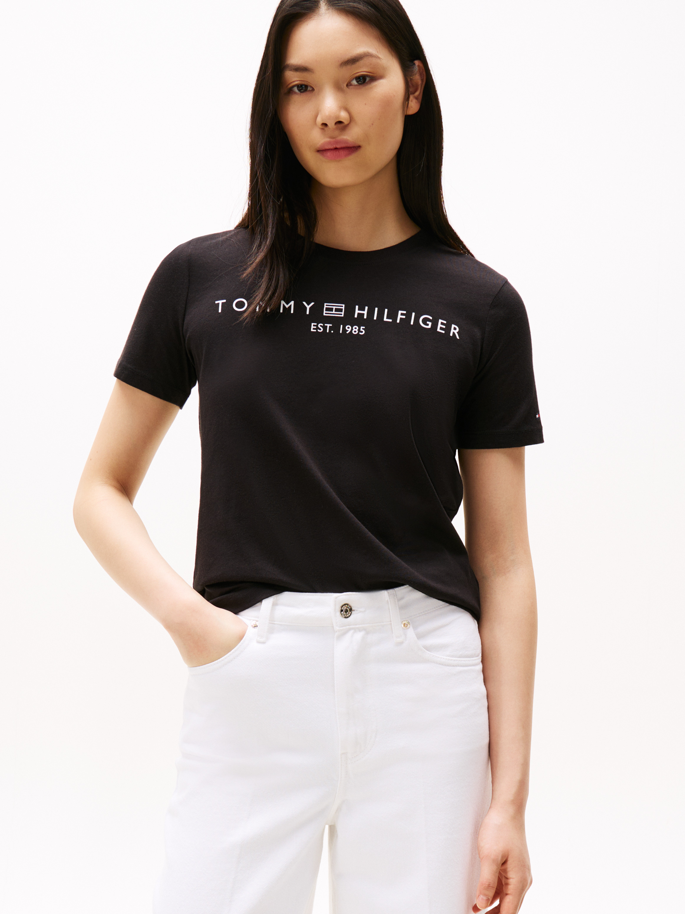 売れ筋商品|||トミー ヒルフィガー Tシャツ レディース トップス STAMP LOGO SLIM TEE - Print T-shirt - dark night navy Hilfiger Logo T-Shirt | Tommy Hilfiger USA