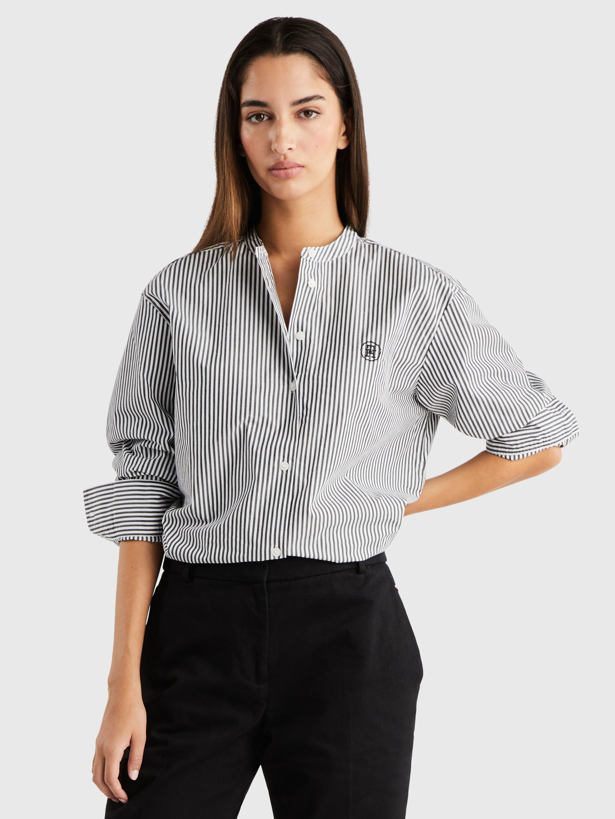 Black and white striped shirt h shop