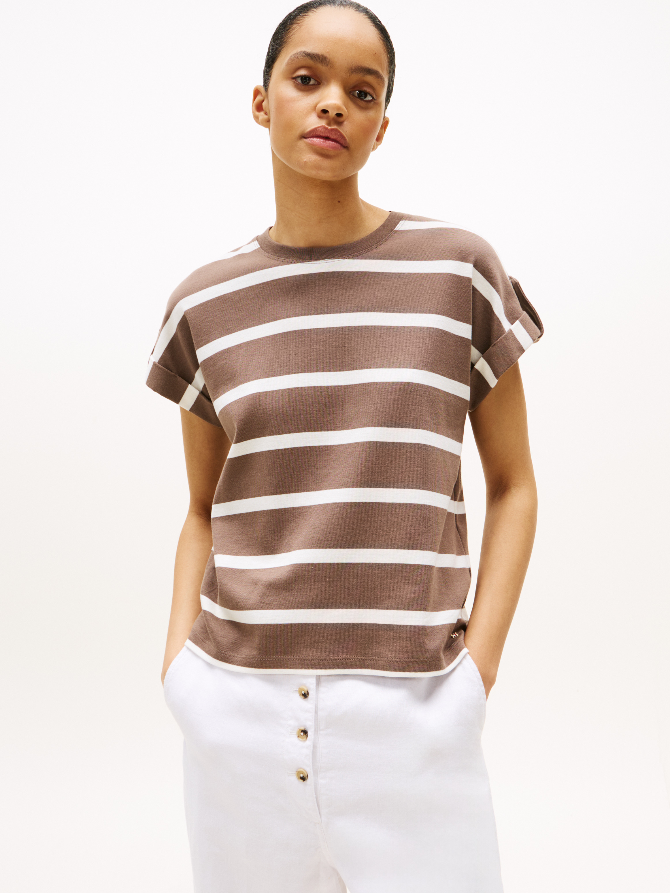 売れ筋商品|||トミー ヒルフィガー Tシャツ レディース トップス GOLD BUTTON TEE - Print T-shirt - hot coco/ivory silk Gold Button Crew Neck T-Shirt | T-Shirts | Tommy Hilfiger