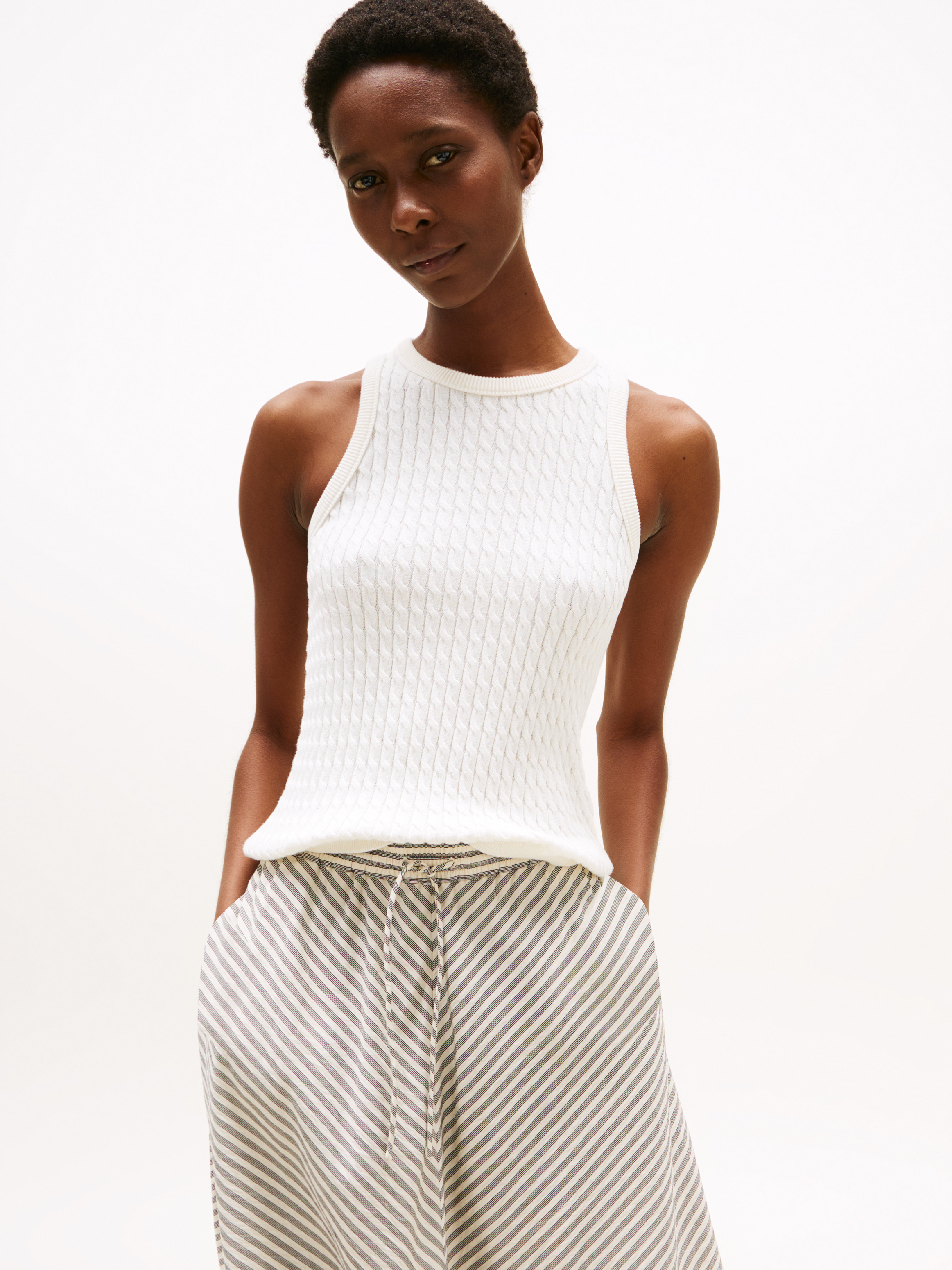 Cable Knit Sleeveless Slim Jumper