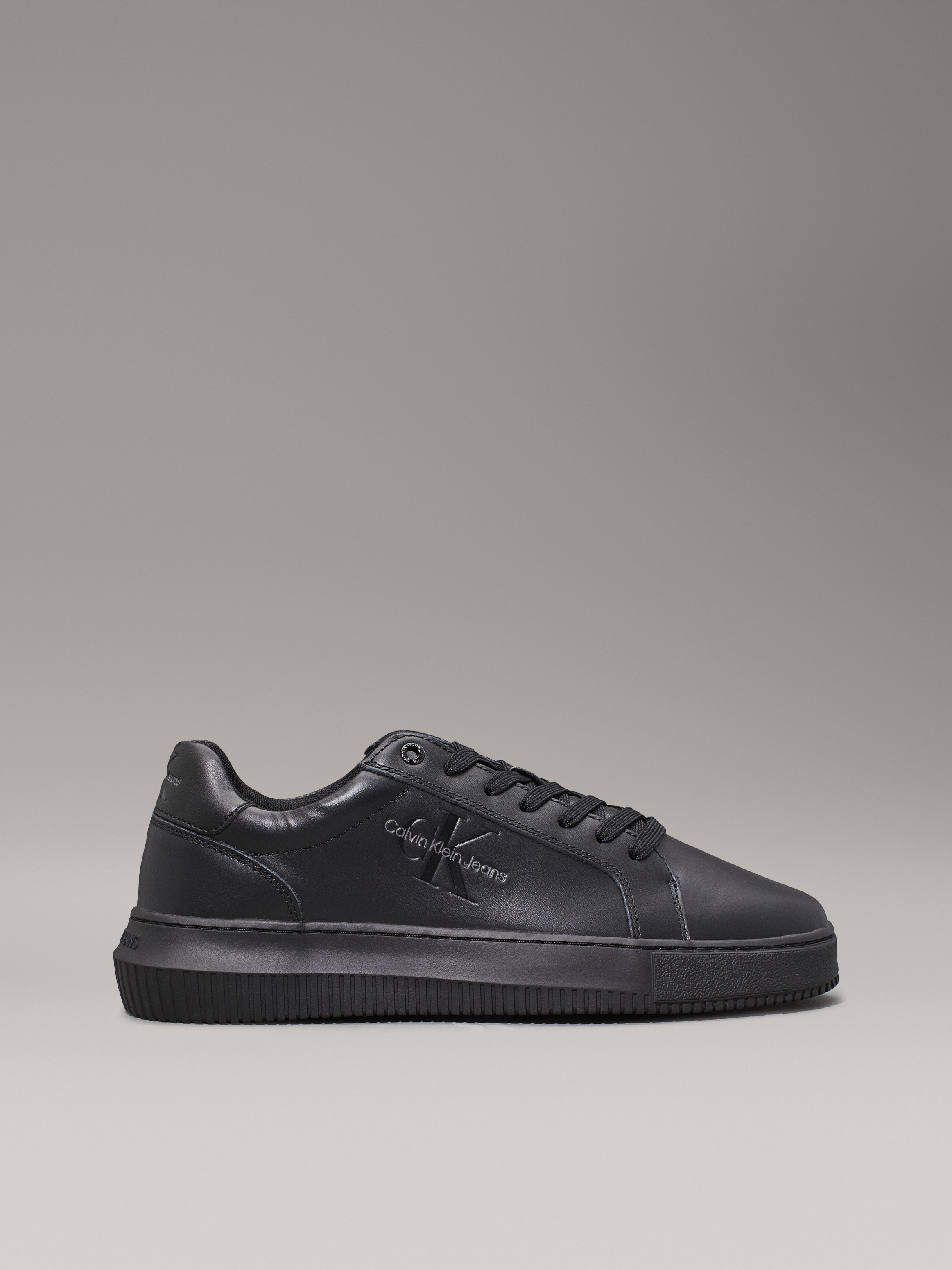 OAMC Kwik Cupsole ローカットレザースニーカー ブラック OAMC Kwik Cupsole - Black | Garmentory