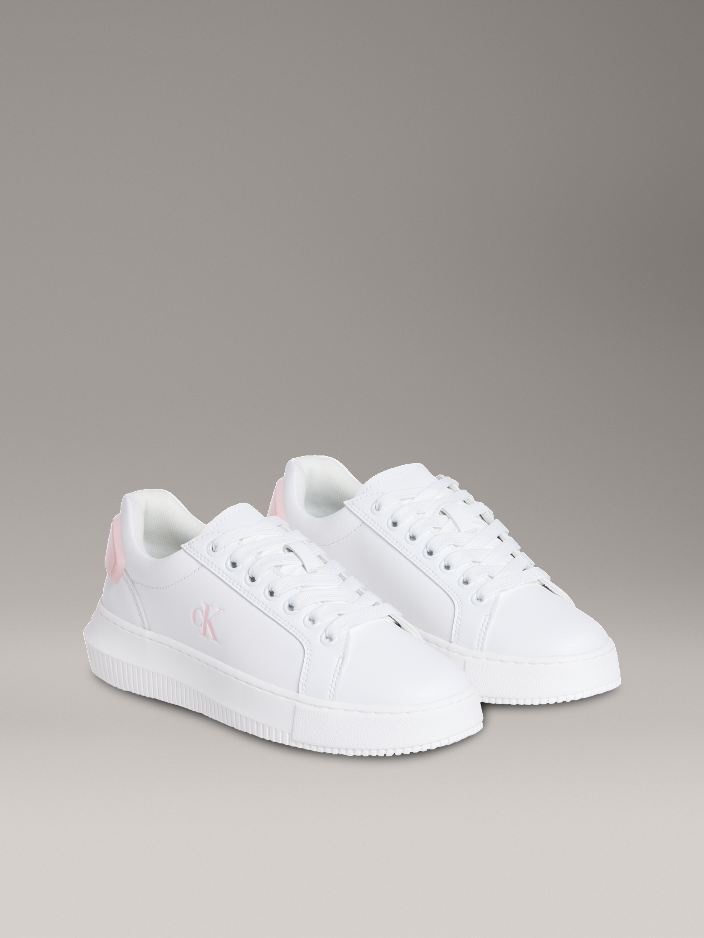 未使用品　MAGNOLIA WHITE Candice S Leather Sneakers | Calvin Klein