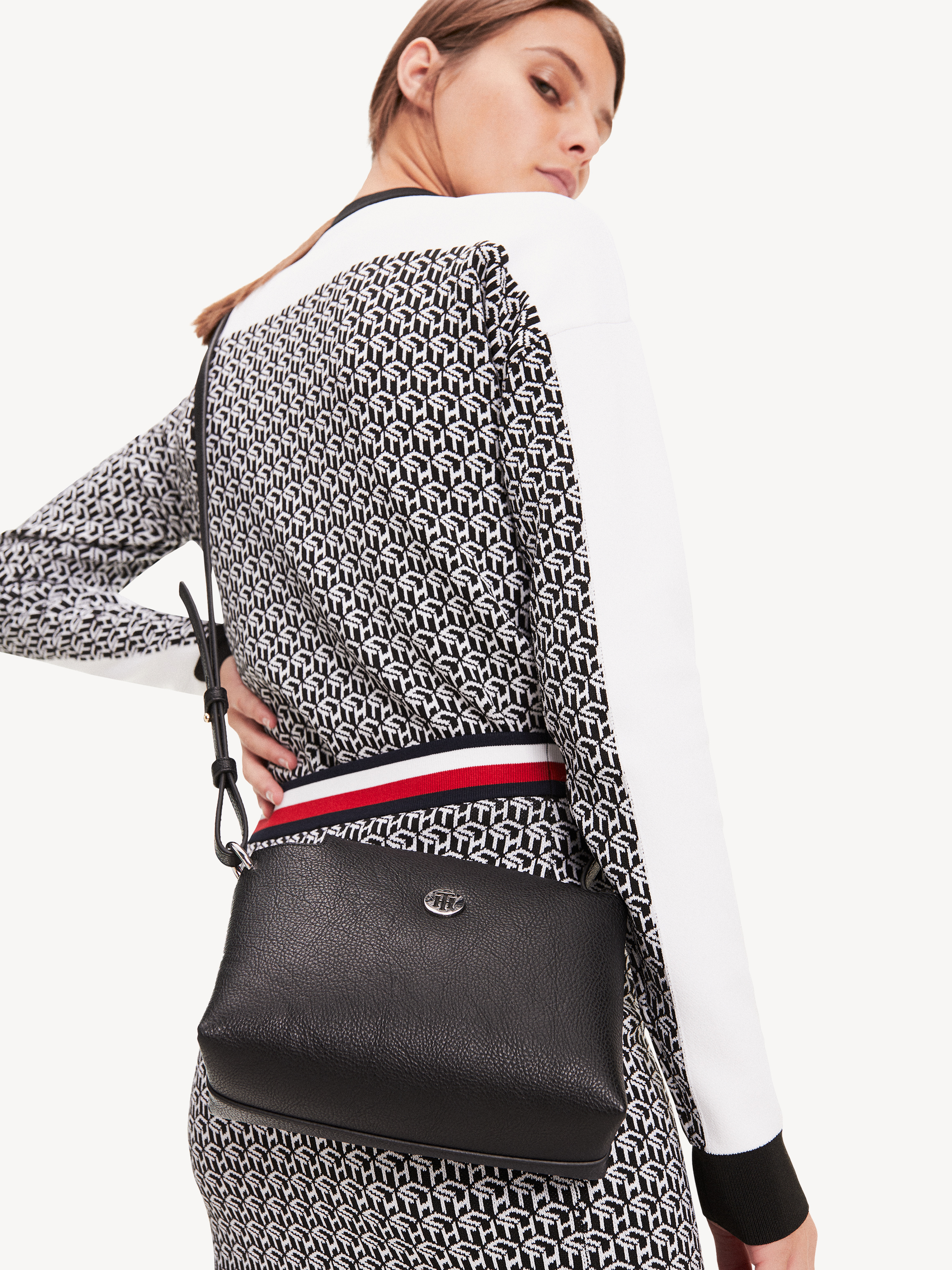 Th Core Crossover Bag Bags Tommy Hilfiger