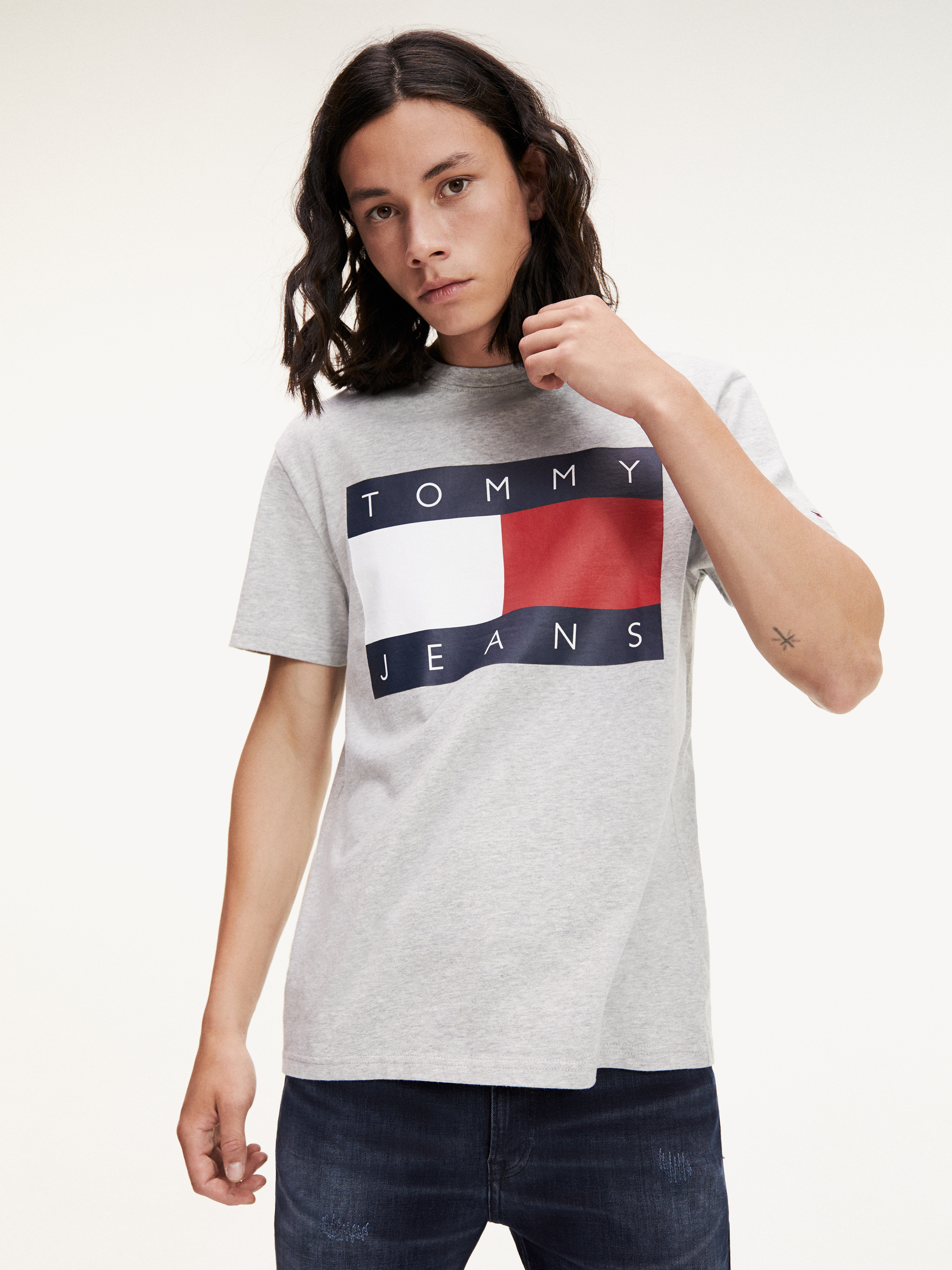 Tommy Flag Badge Tshirt Tshirts Tommy Hilfiger