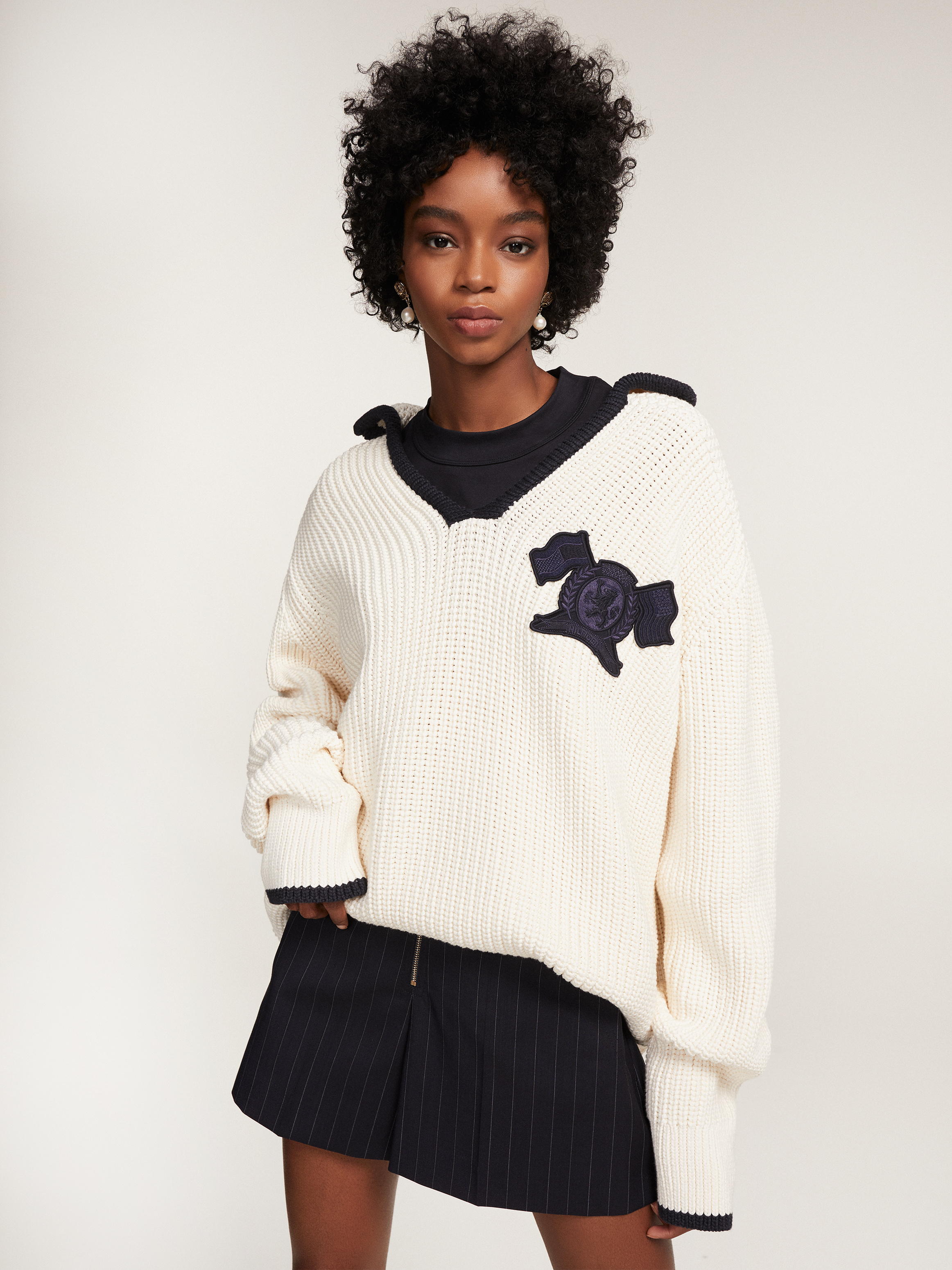 Tommy hilfiger crest jumper best sale
