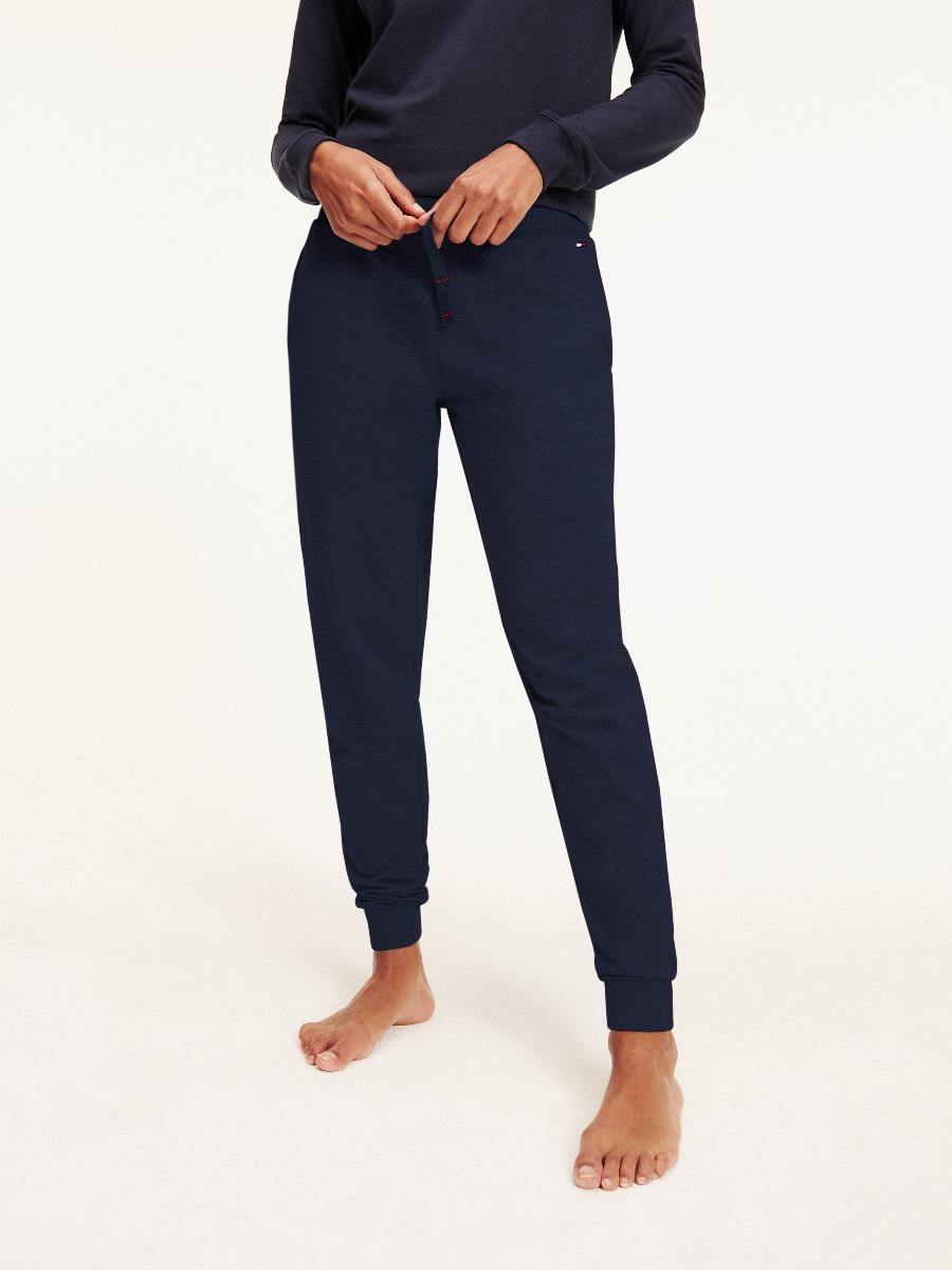 tommy hilfiger monogram cuffed leg joggers