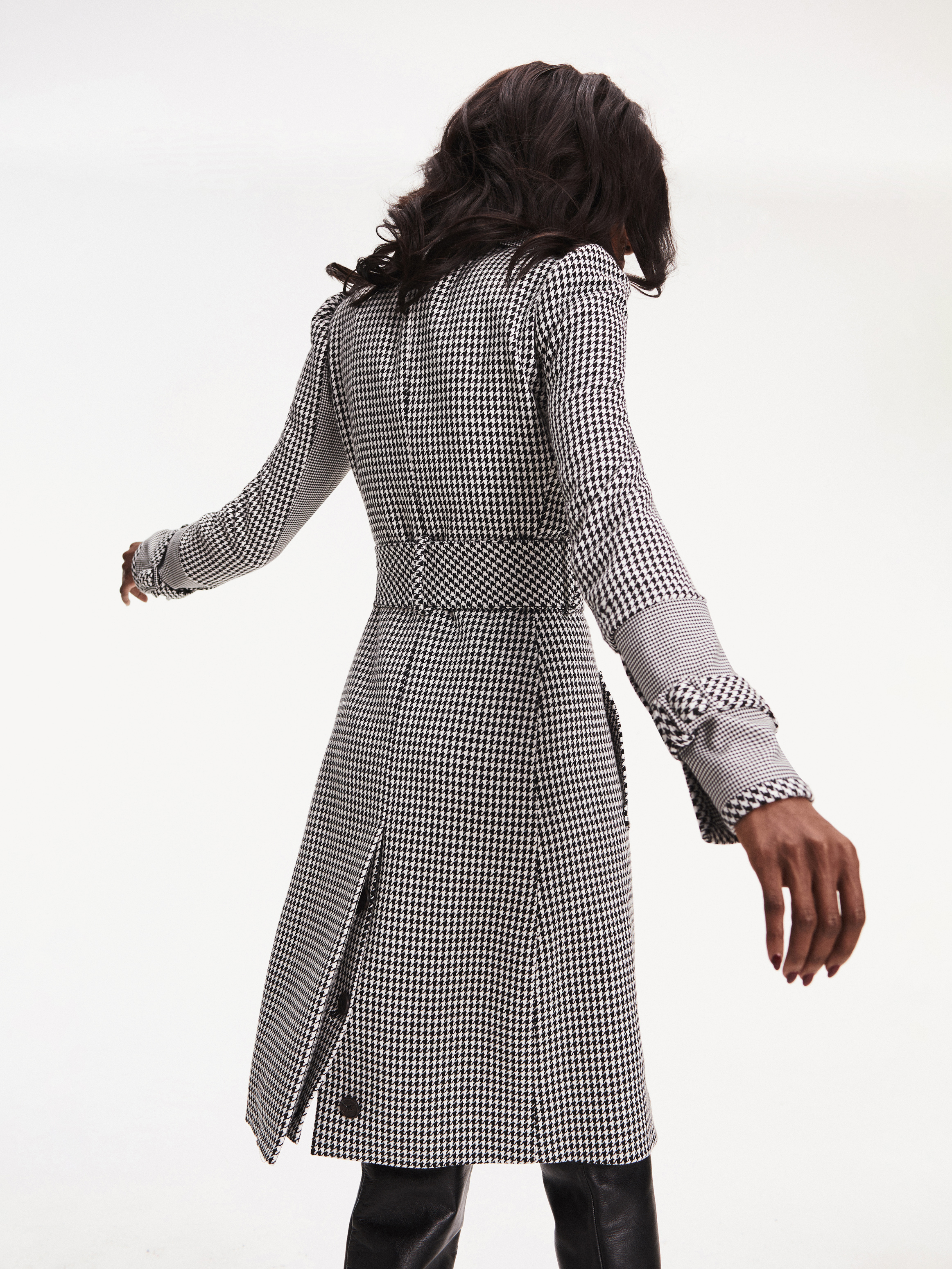 ジャケット・アウター WOOL CHECK TRENCH COAT Checkered Oversized Trench Coat - Monique Singh