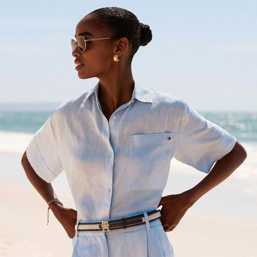 1080x1080_0000_TOMMYHILFIGER_TPFL20471_OCTOBERWSWMATCHINGSET_01961_final_150_RGB