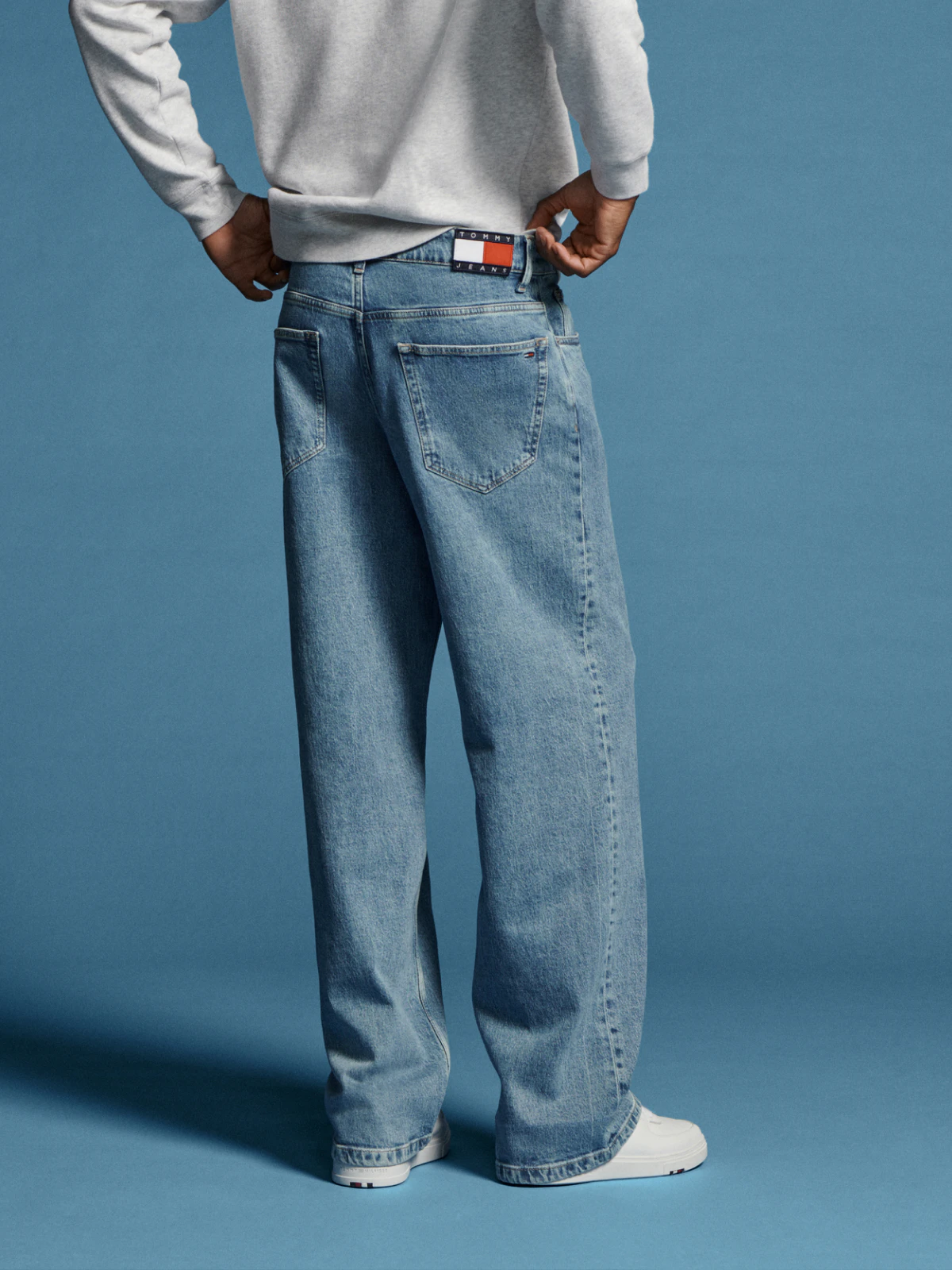 LOOSE-LOOKBOOK_-_DT