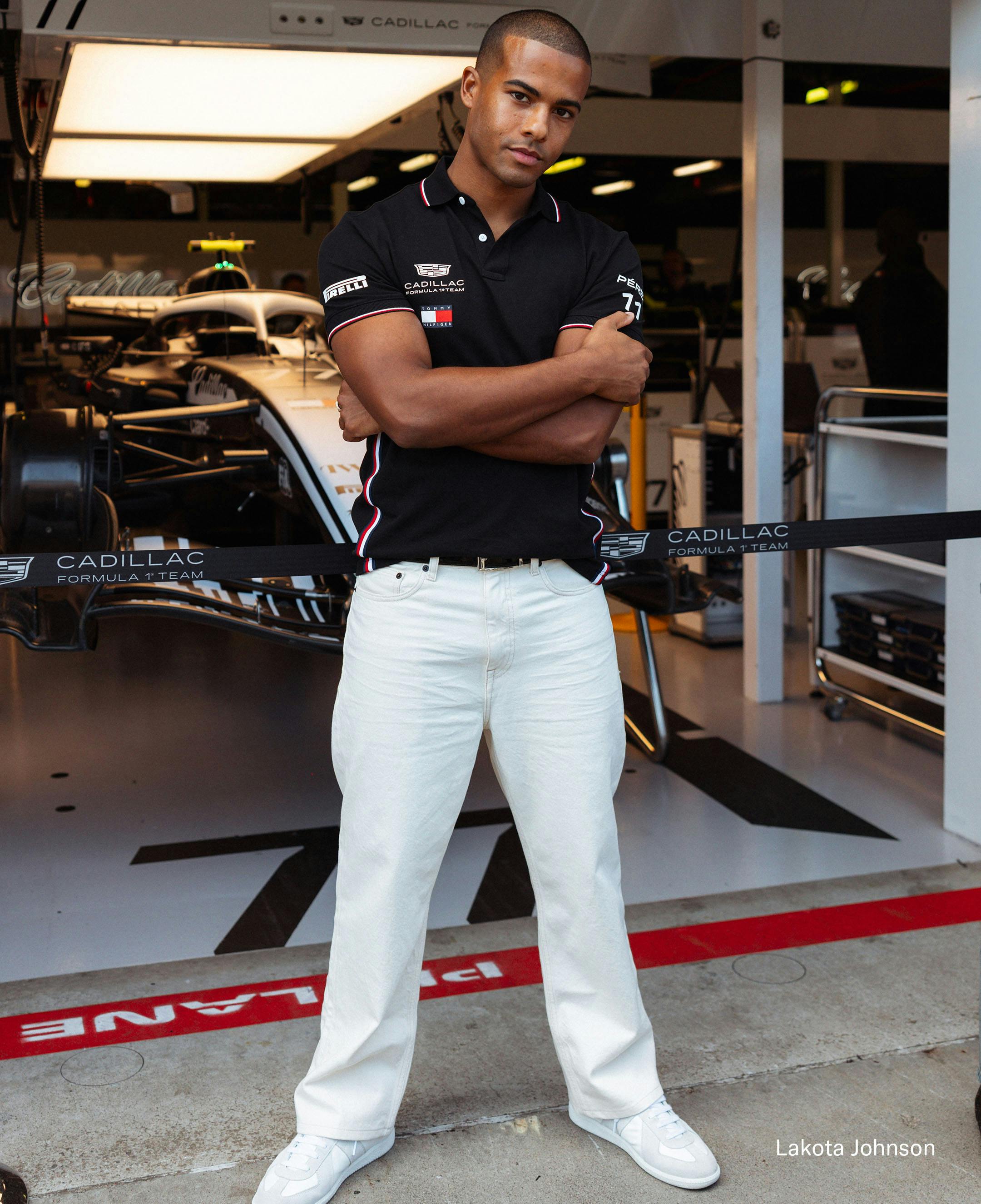 LakotaJohnson_Desk_2160x2650