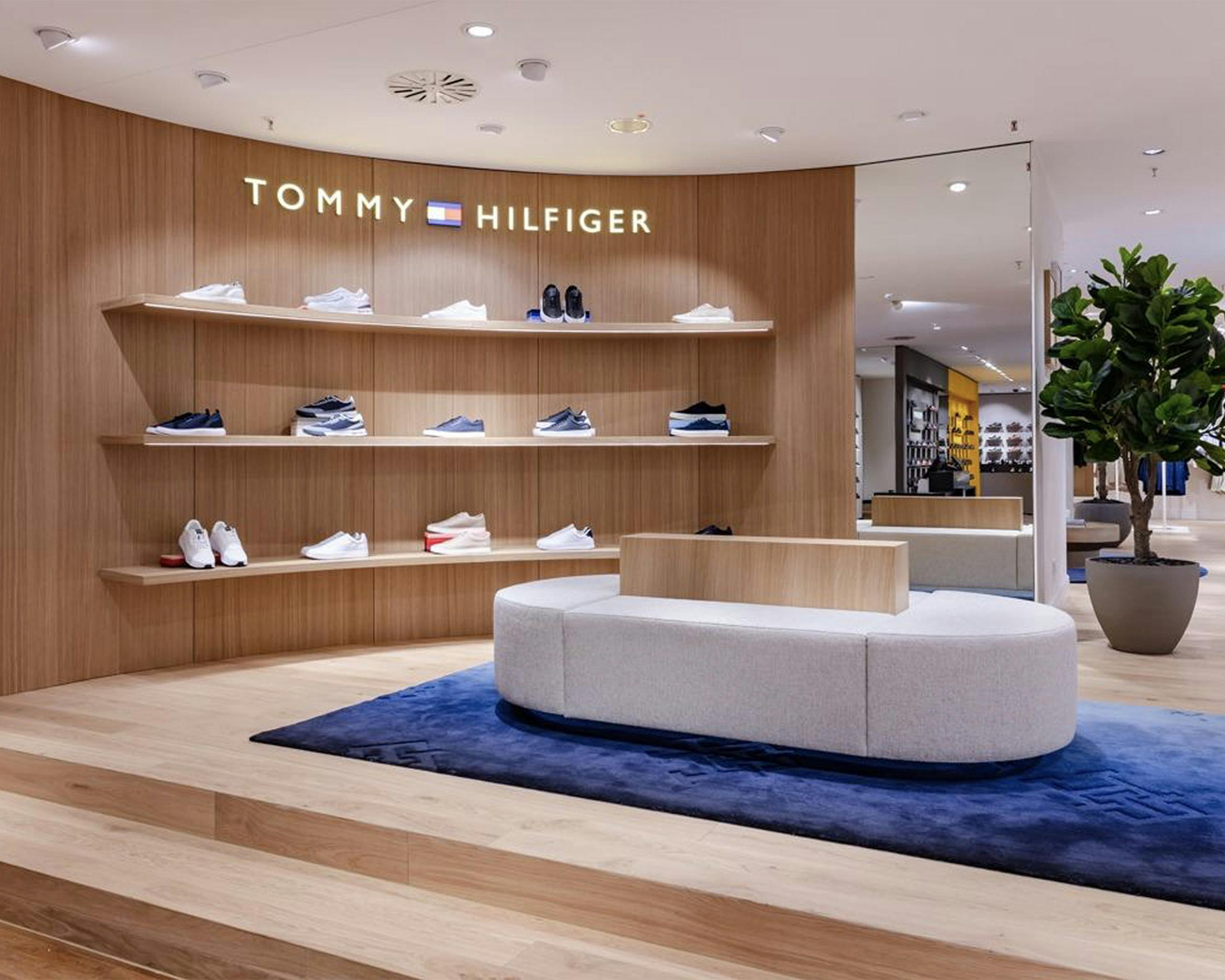 StoresPackaging_SplitModule_02_2560x2048px