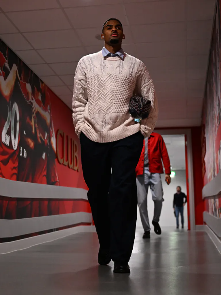 Tommy_Hilfiger_Liverpool_FC_Courtesy_of_Liverpool_FC_768x1024_2