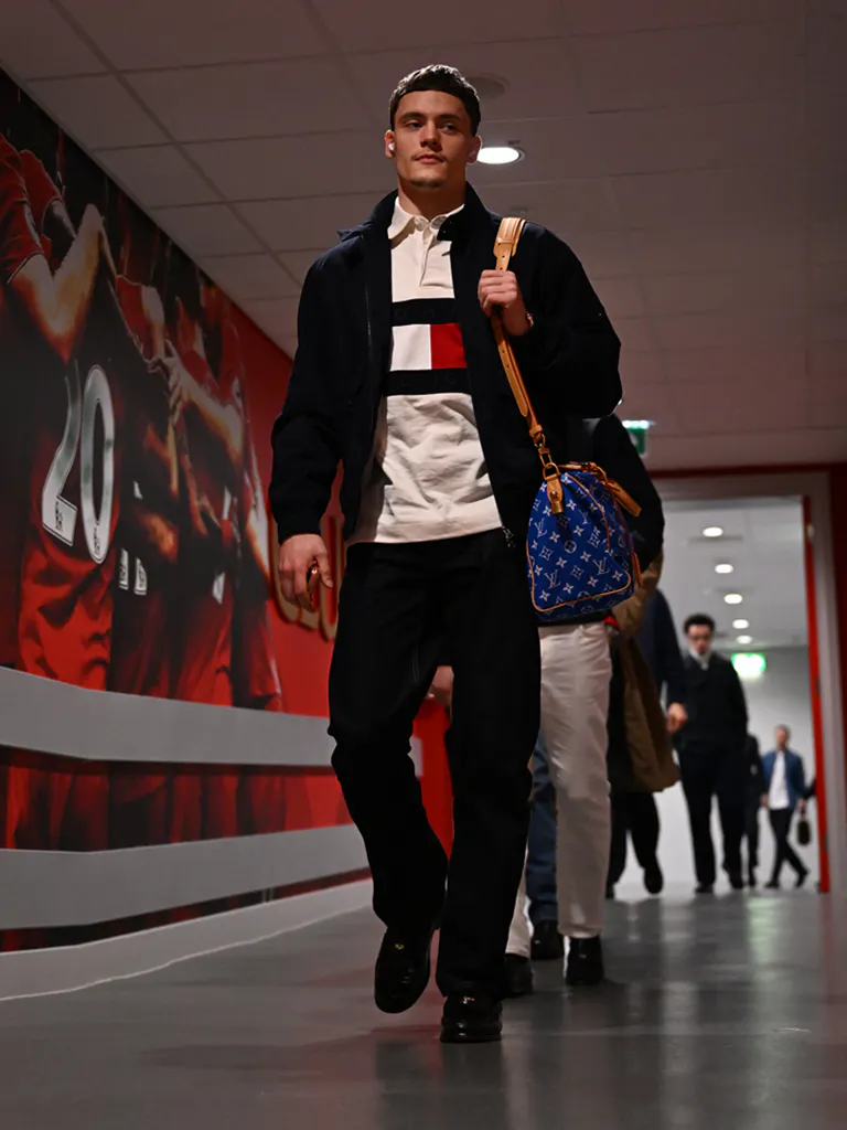 Tommy_Hilfiger_Liverpool_FC_Courtesy_of_Liverpool_FC_768x1024_3